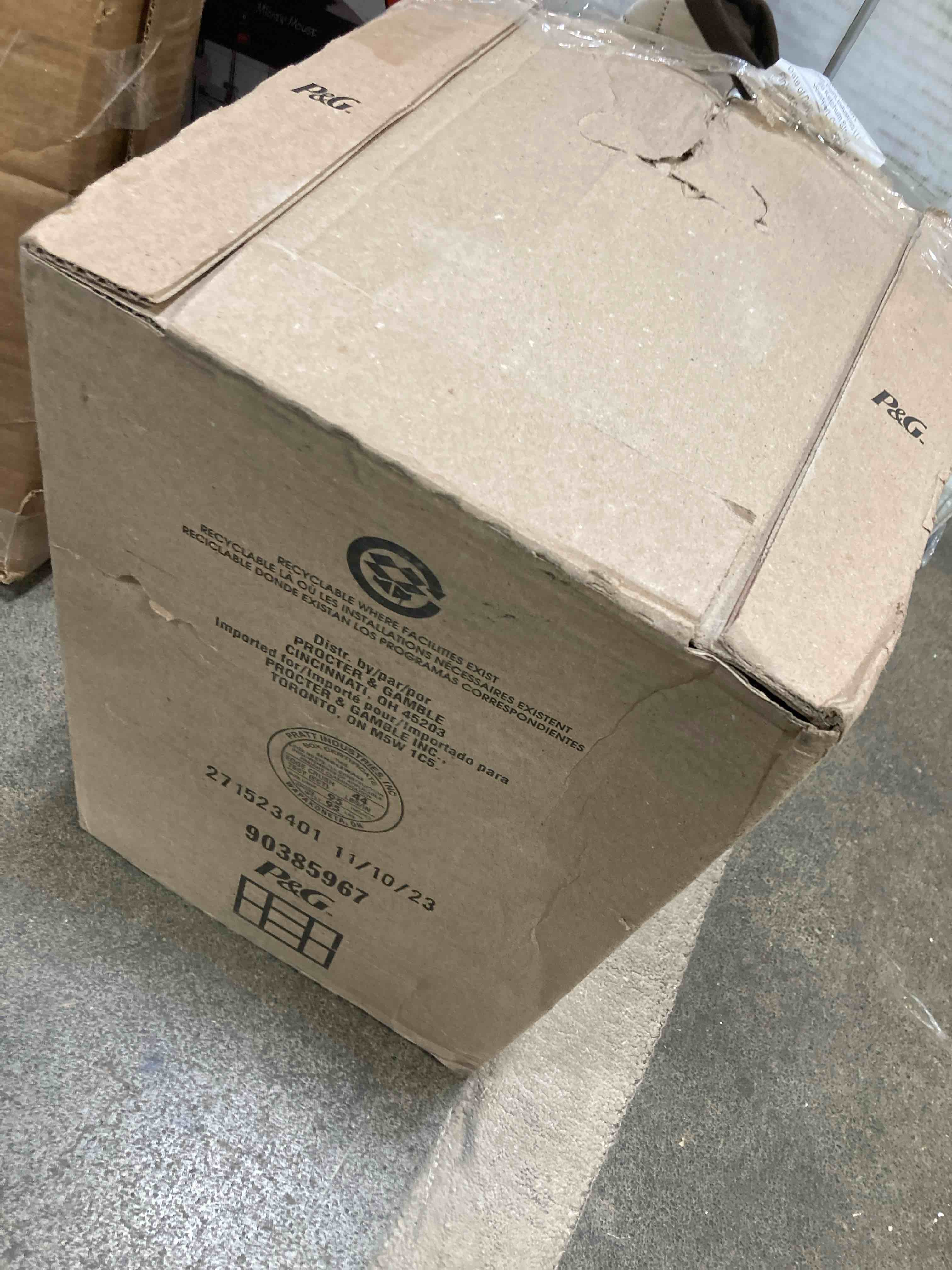 https://s3.amazonaws.com/lotting-images-prod/phillipi/YEL5146429_1710350186164.jpeg