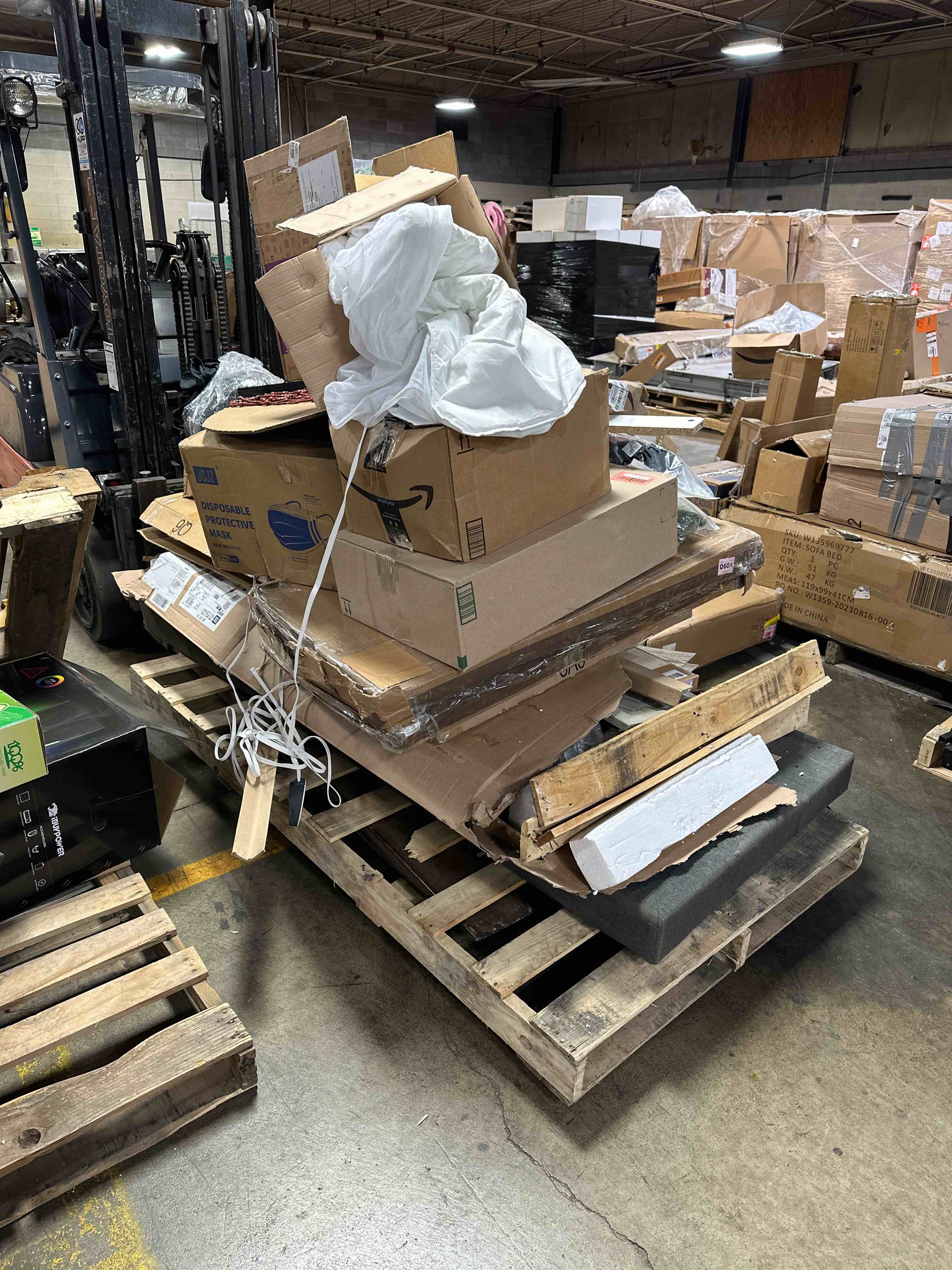 https://s3.amazonaws.com/lotting-images-prod/phillipi/YEL5146574_1710514776586.jpeg
