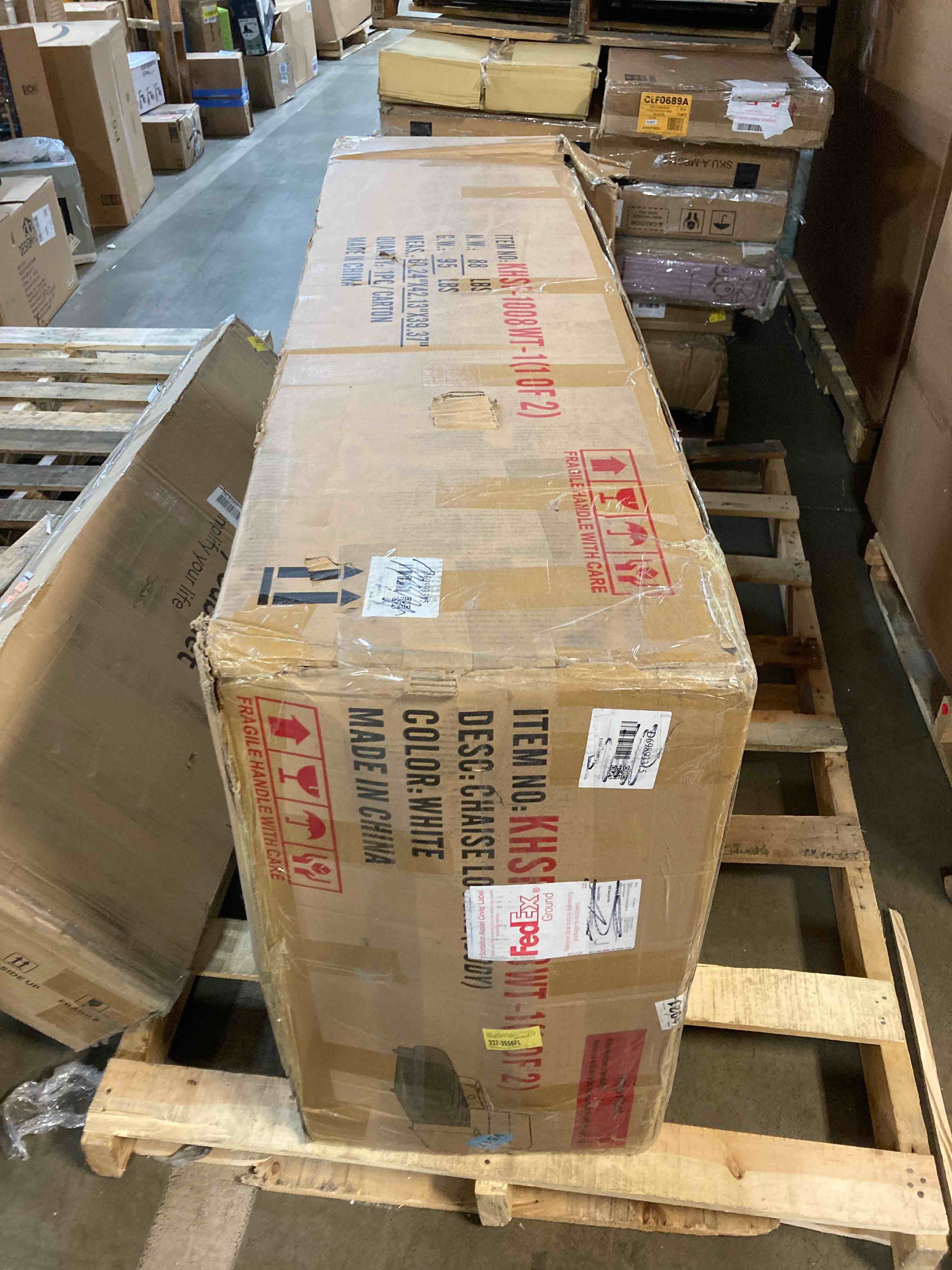 https://s3.amazonaws.com/lotting-images-prod/phillipi/YEL5146577_1710518576496.jpeg