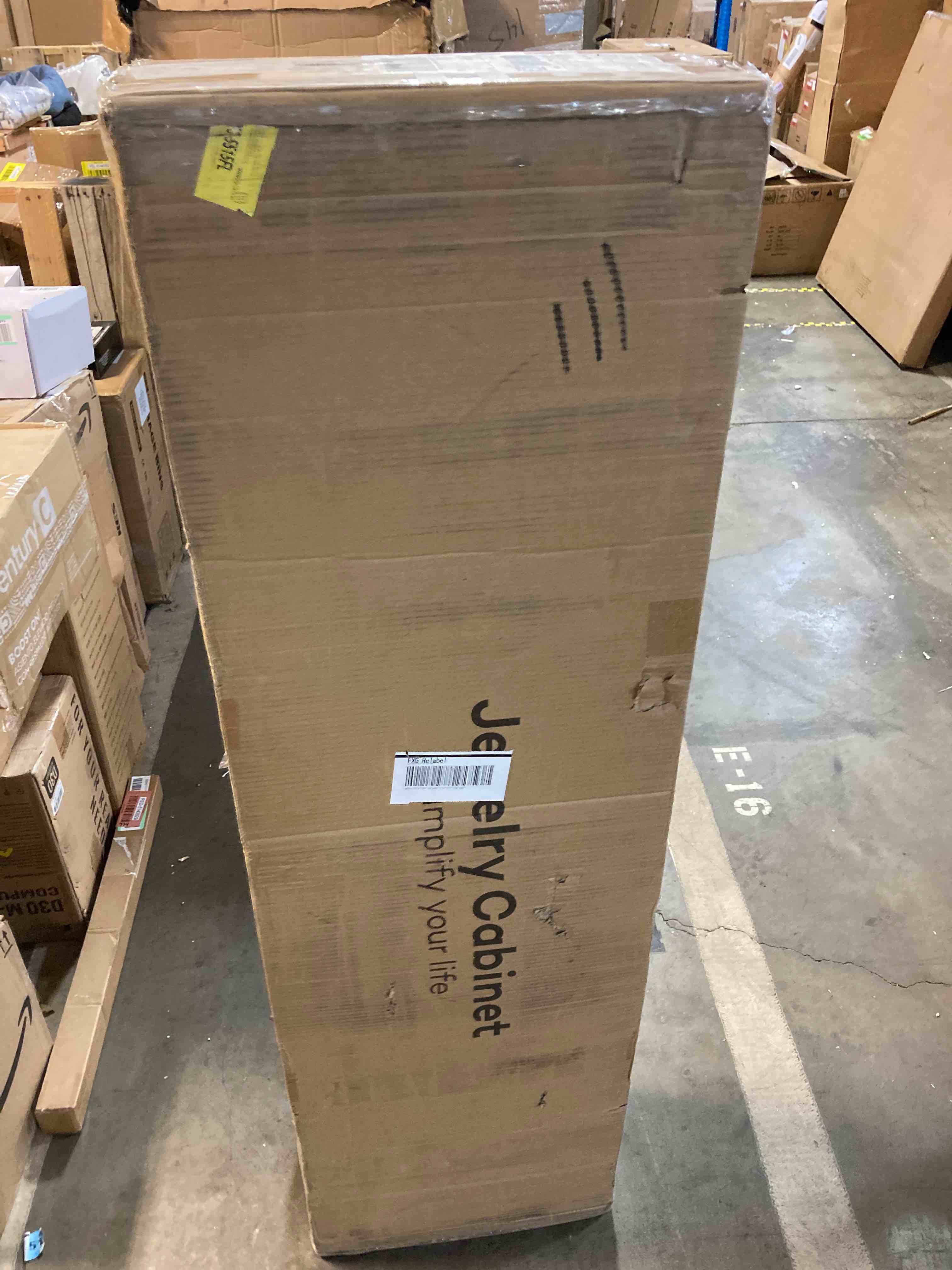 https://s3.amazonaws.com/lotting-images-prod/phillipi/YEL5146578_1710518691275.jpeg