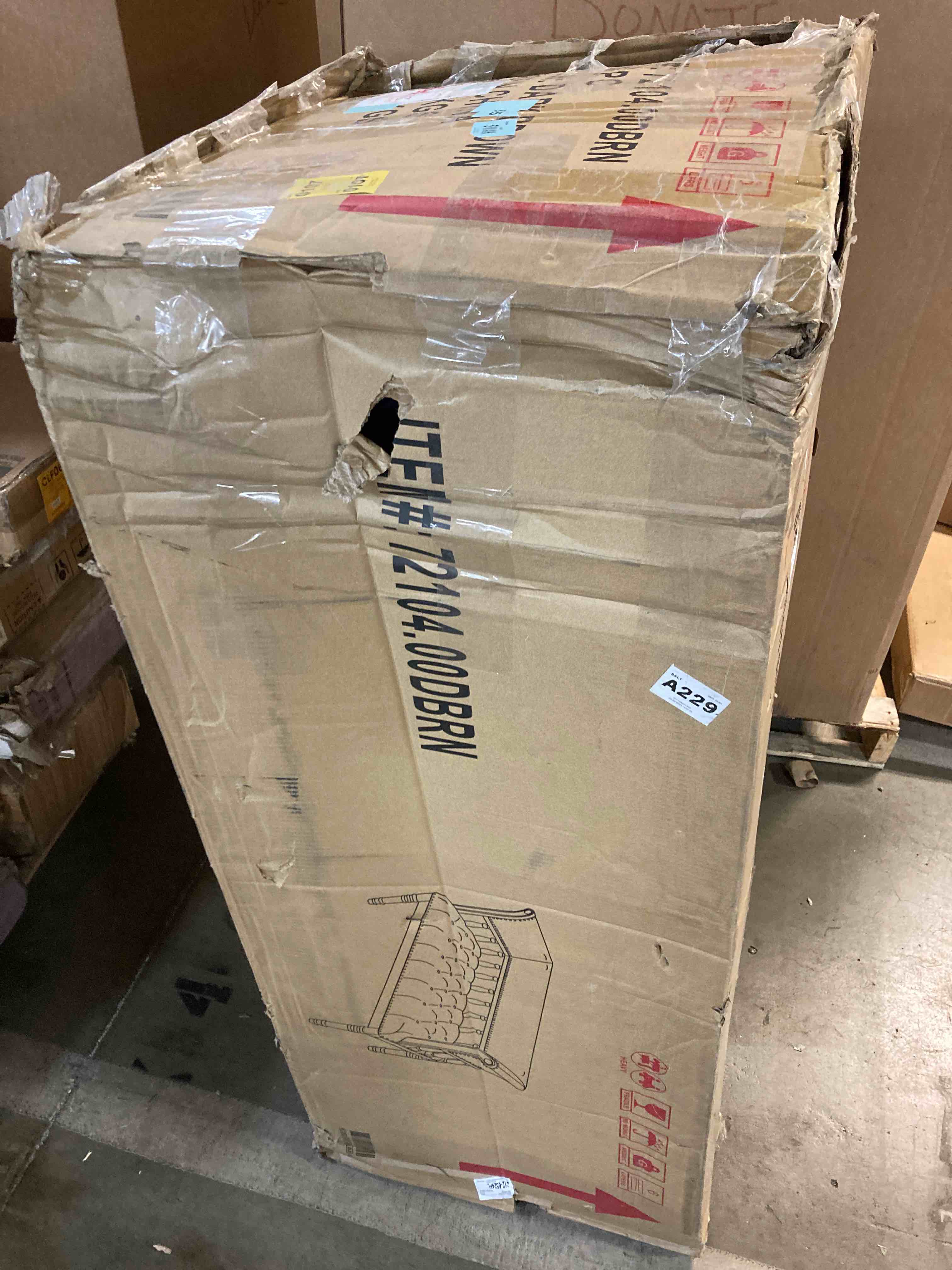 https://s3.amazonaws.com/lotting-images-prod/phillipi/YEL5146580_1710518858134.jpeg