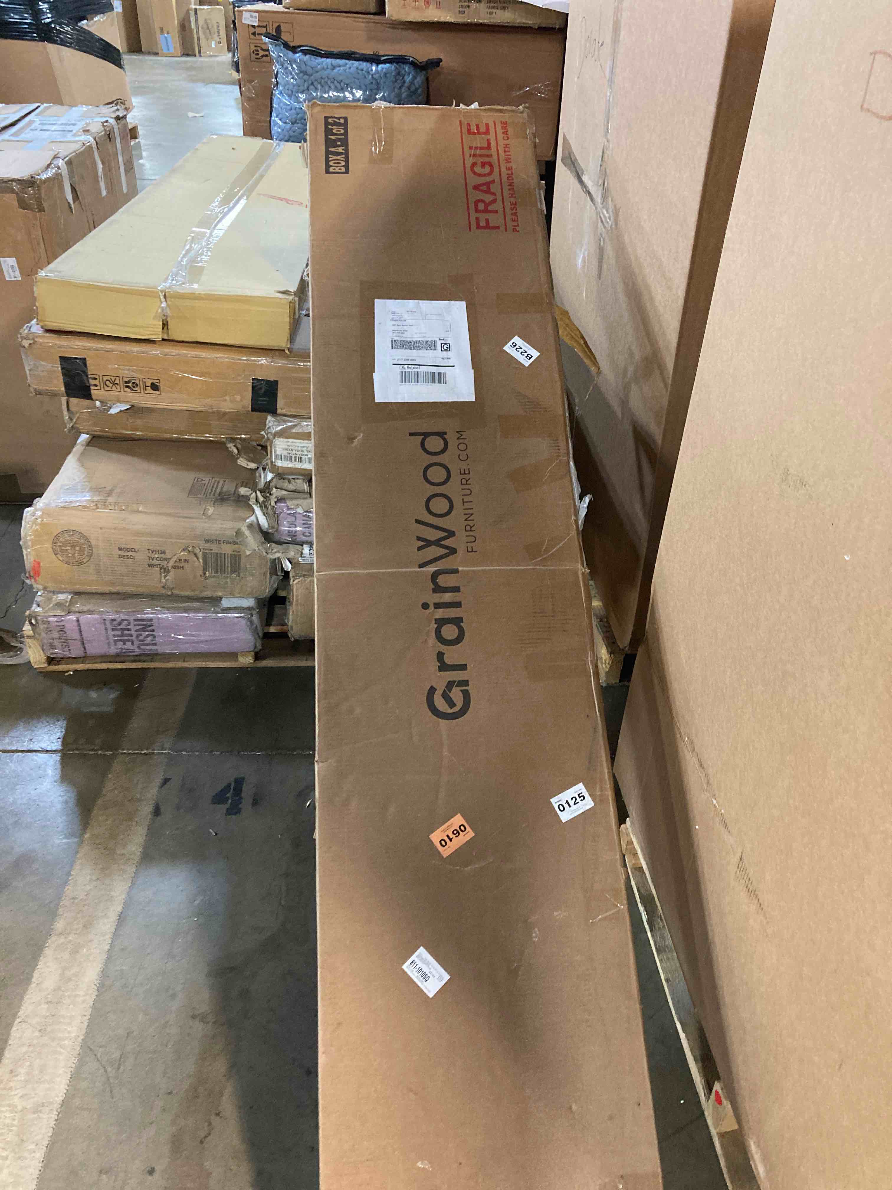 https://s3.amazonaws.com/lotting-images-prod/phillipi/YEL5146582_1710519090362.jpeg