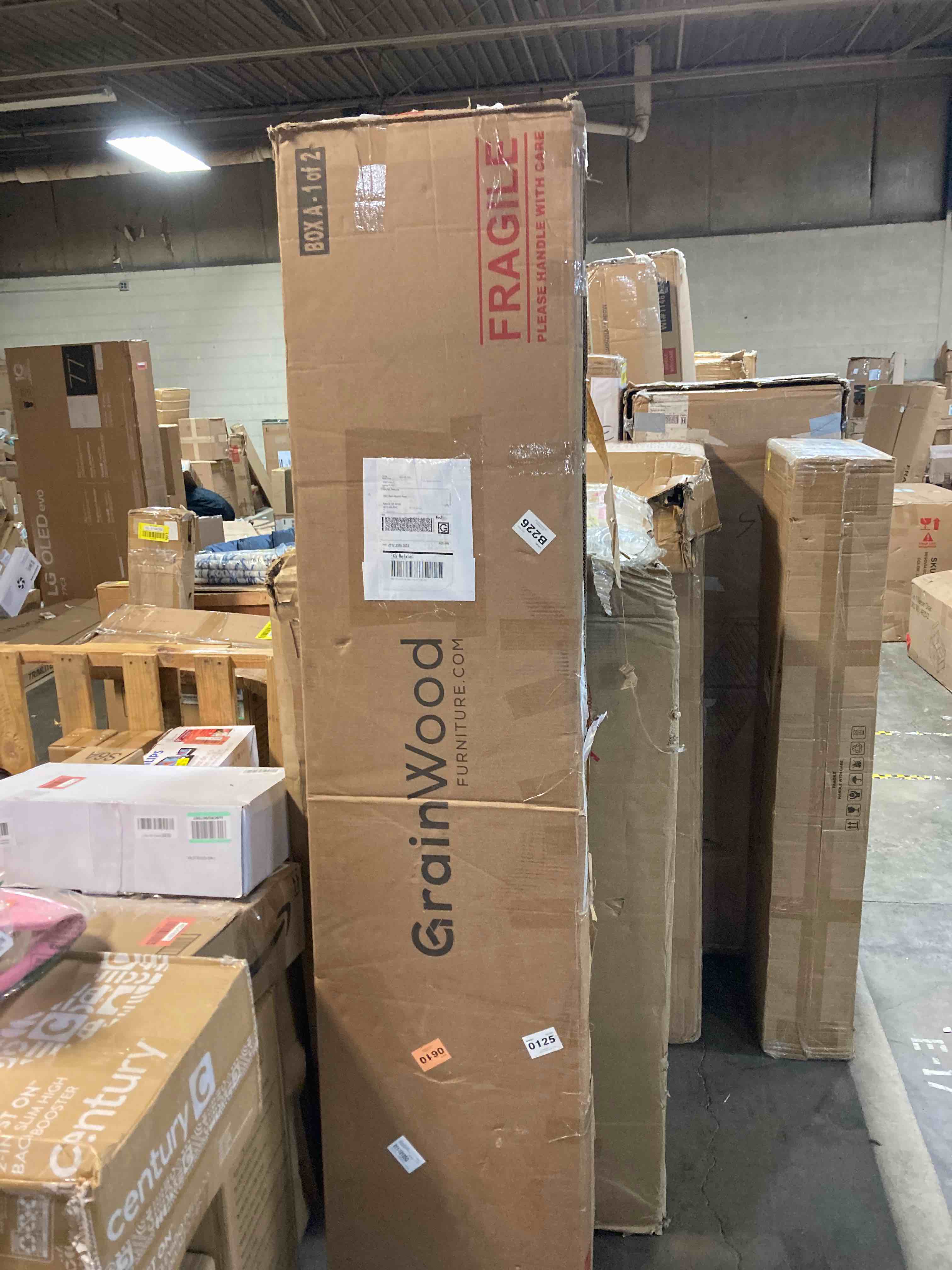 https://s3.amazonaws.com/lotting-images-prod/phillipi/YEL5146582_1710519103765.jpeg