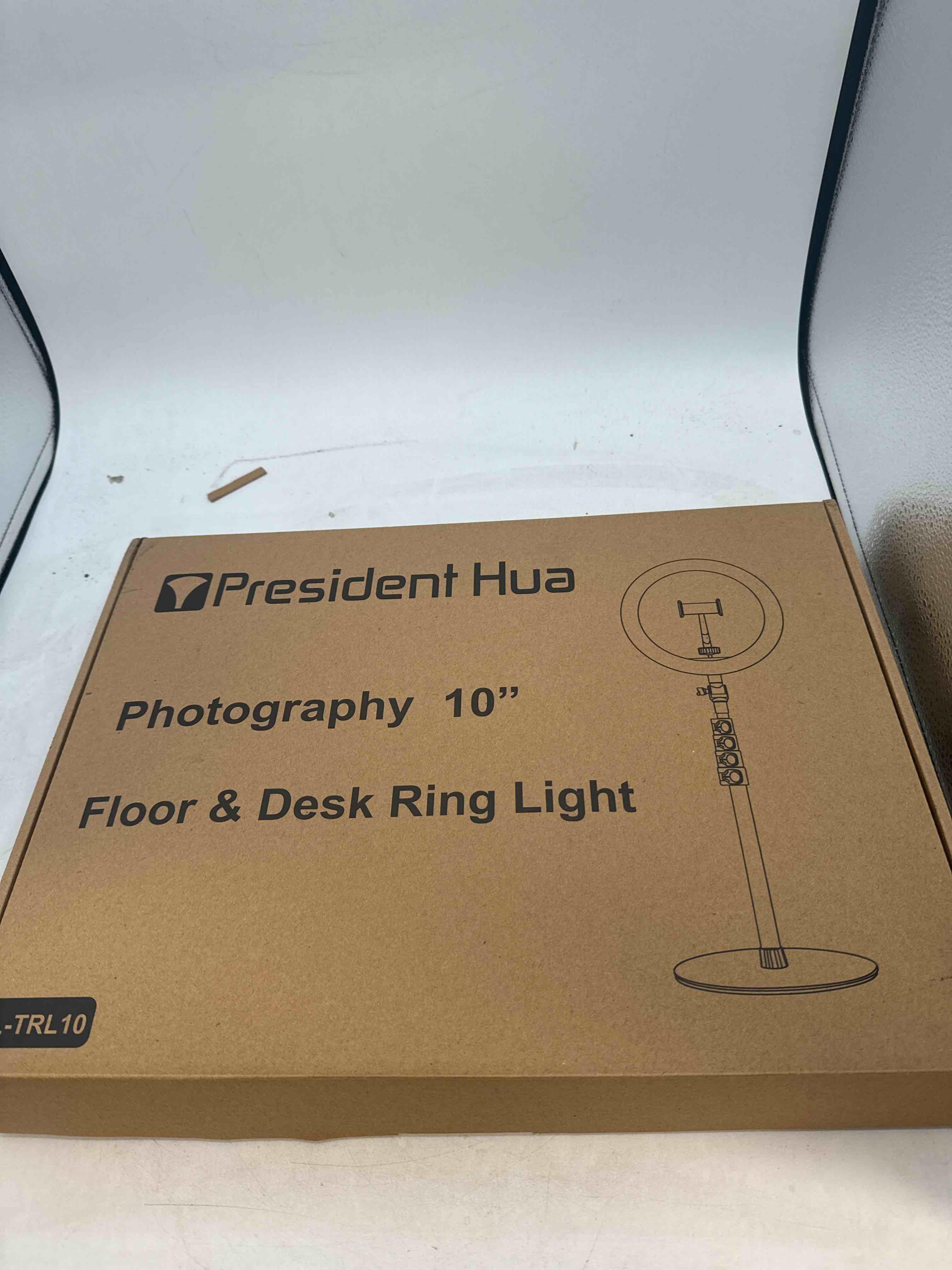 https://s3.amazonaws.com/lotting-images-prod/phillipi/YEL5147510_1715957049807.jpeg