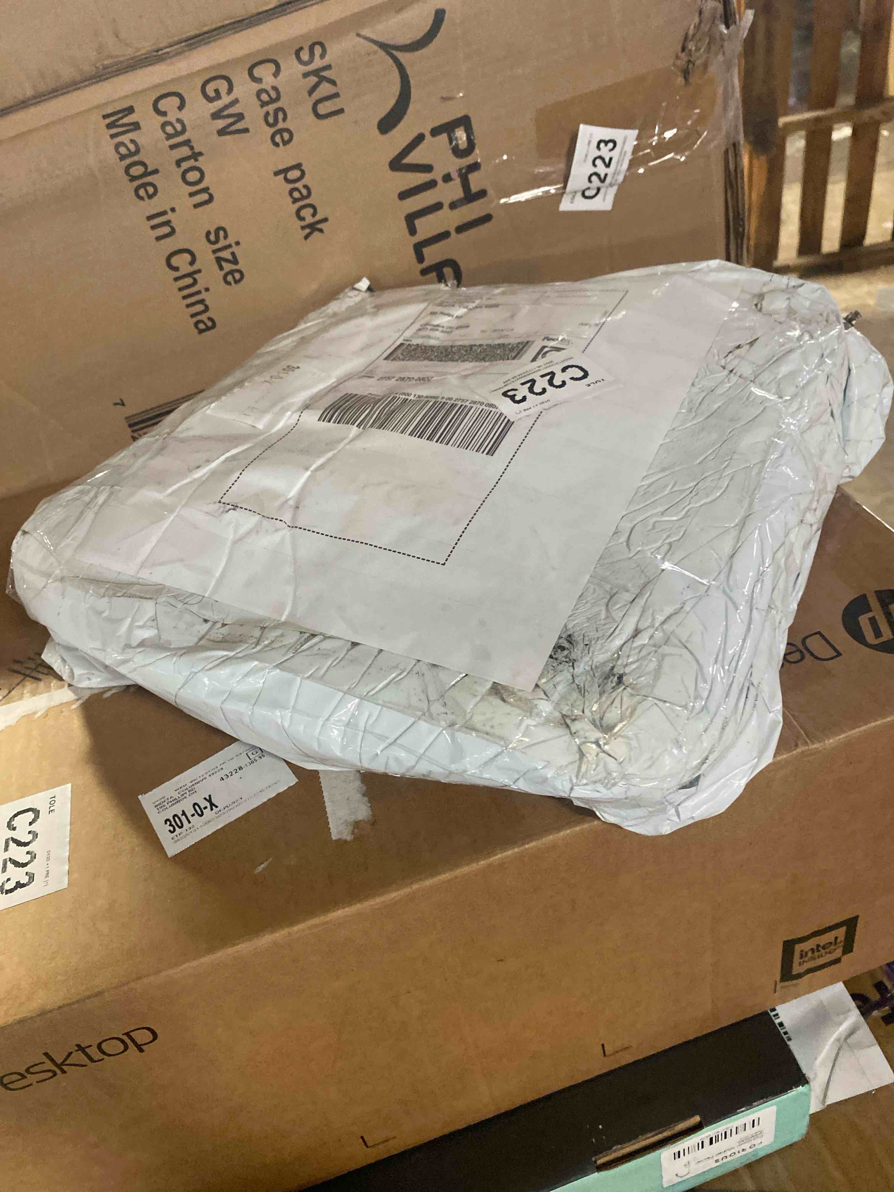 https://s3.amazonaws.com/lotting-images-prod/phillipi/YEL5148646_1718216045889.jpeg