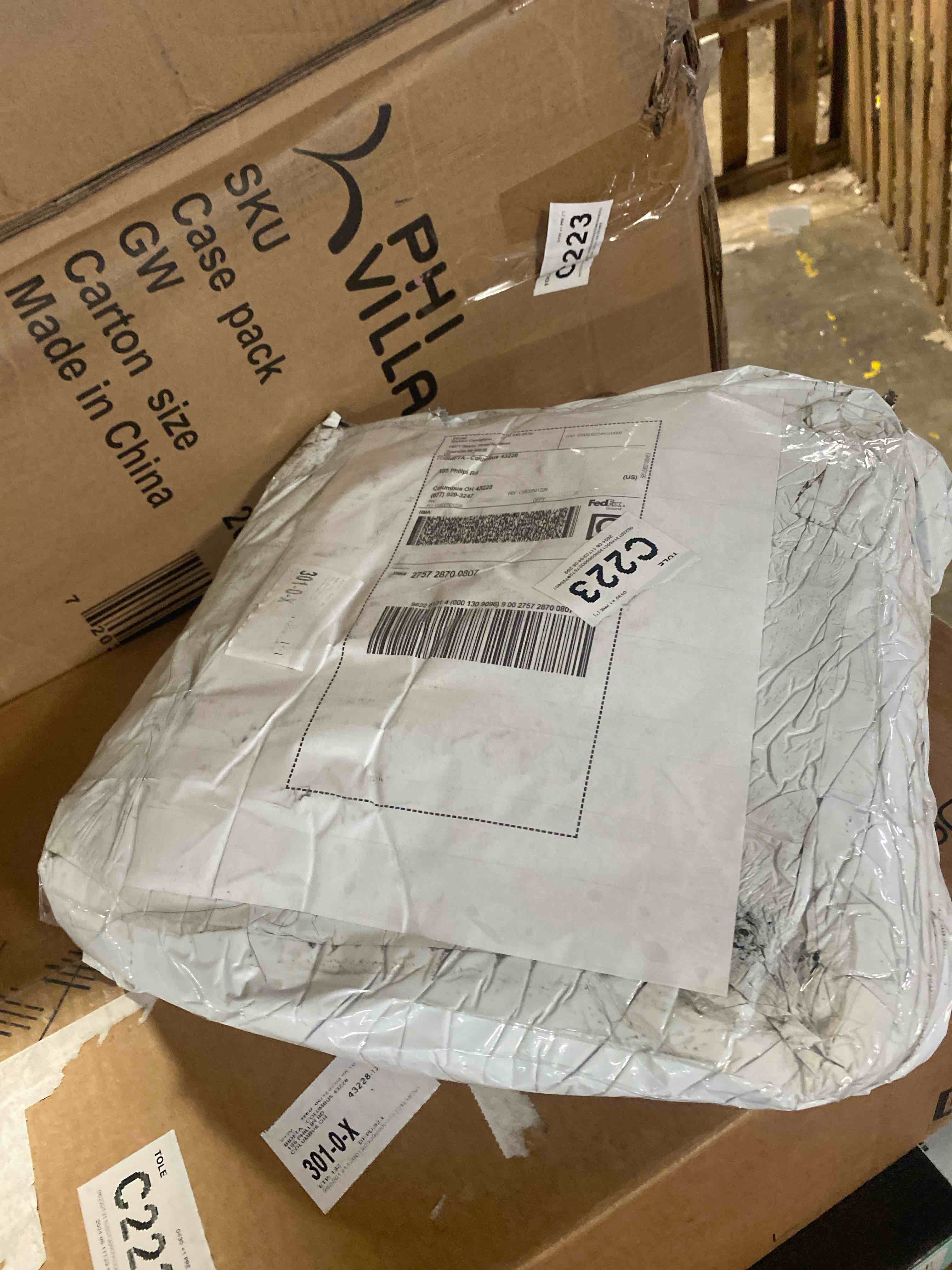 https://s3.amazonaws.com/lotting-images-prod/phillipi/YEL5148646_1718216047330.jpeg