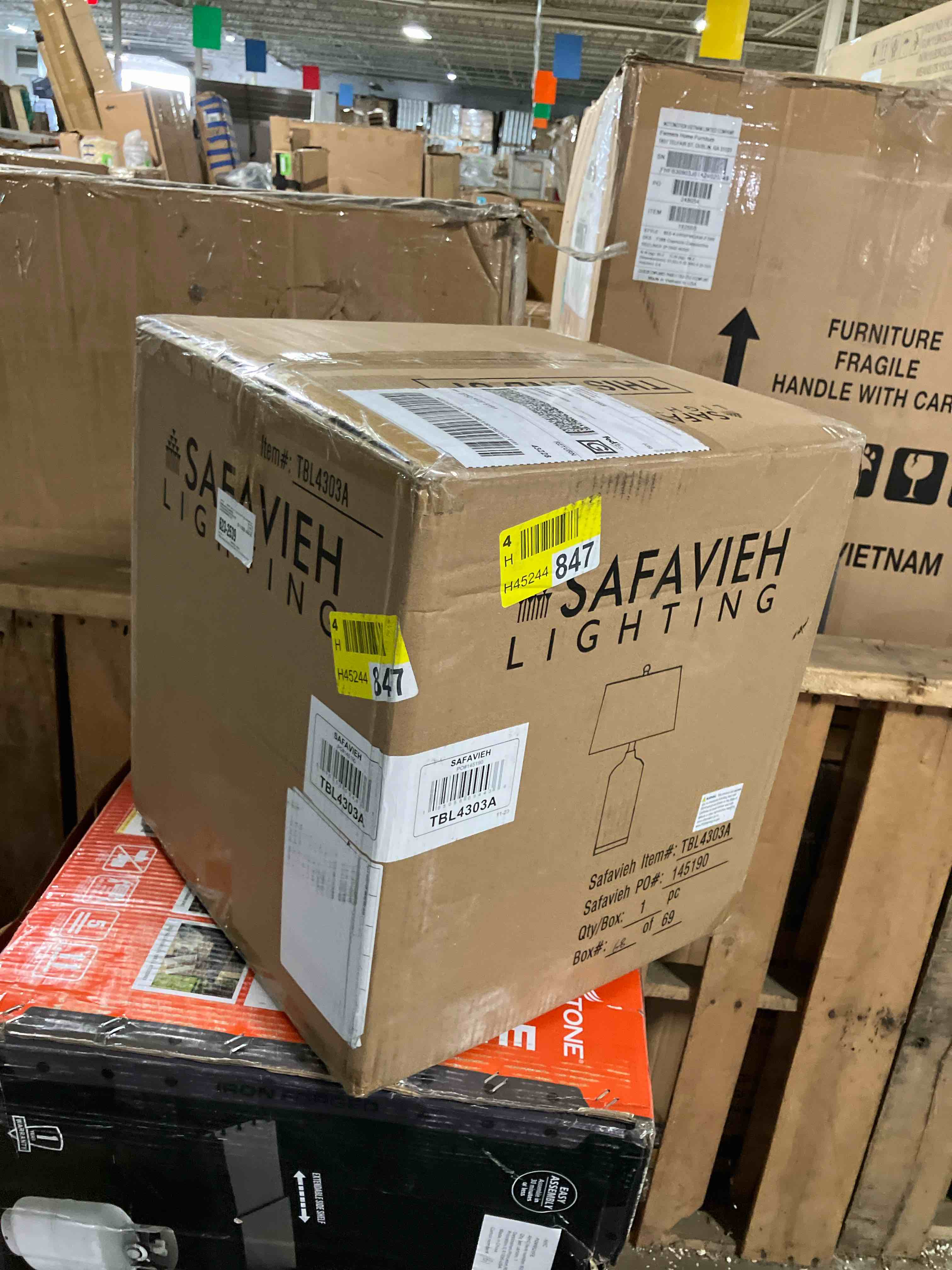 https://s3.amazonaws.com/lotting-images-prod/phillipi/YEL5149035_1718399126127.jpeg