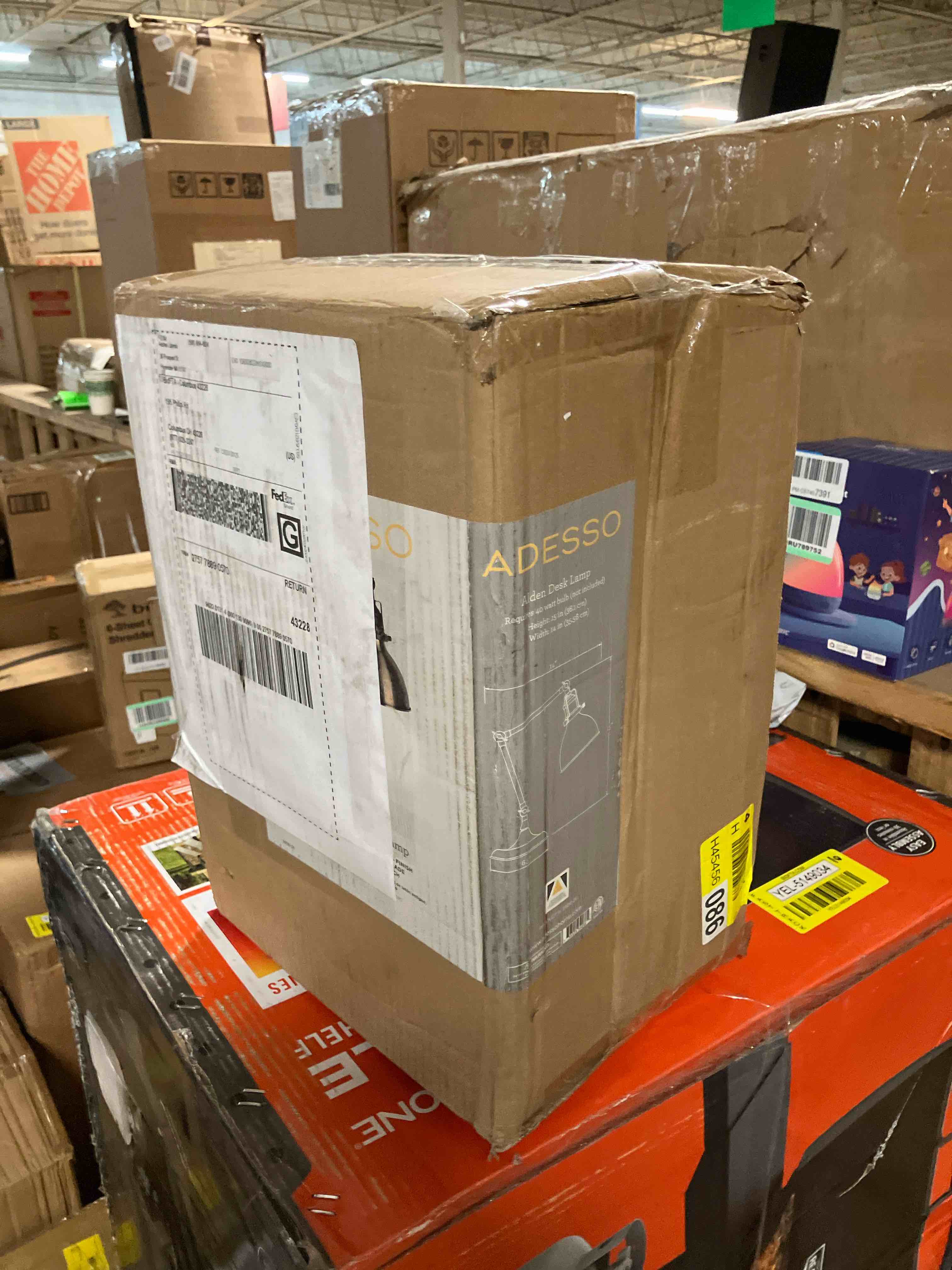 https://s3.amazonaws.com/lotting-images-prod/phillipi/YEL5149038_1718399560622.jpeg