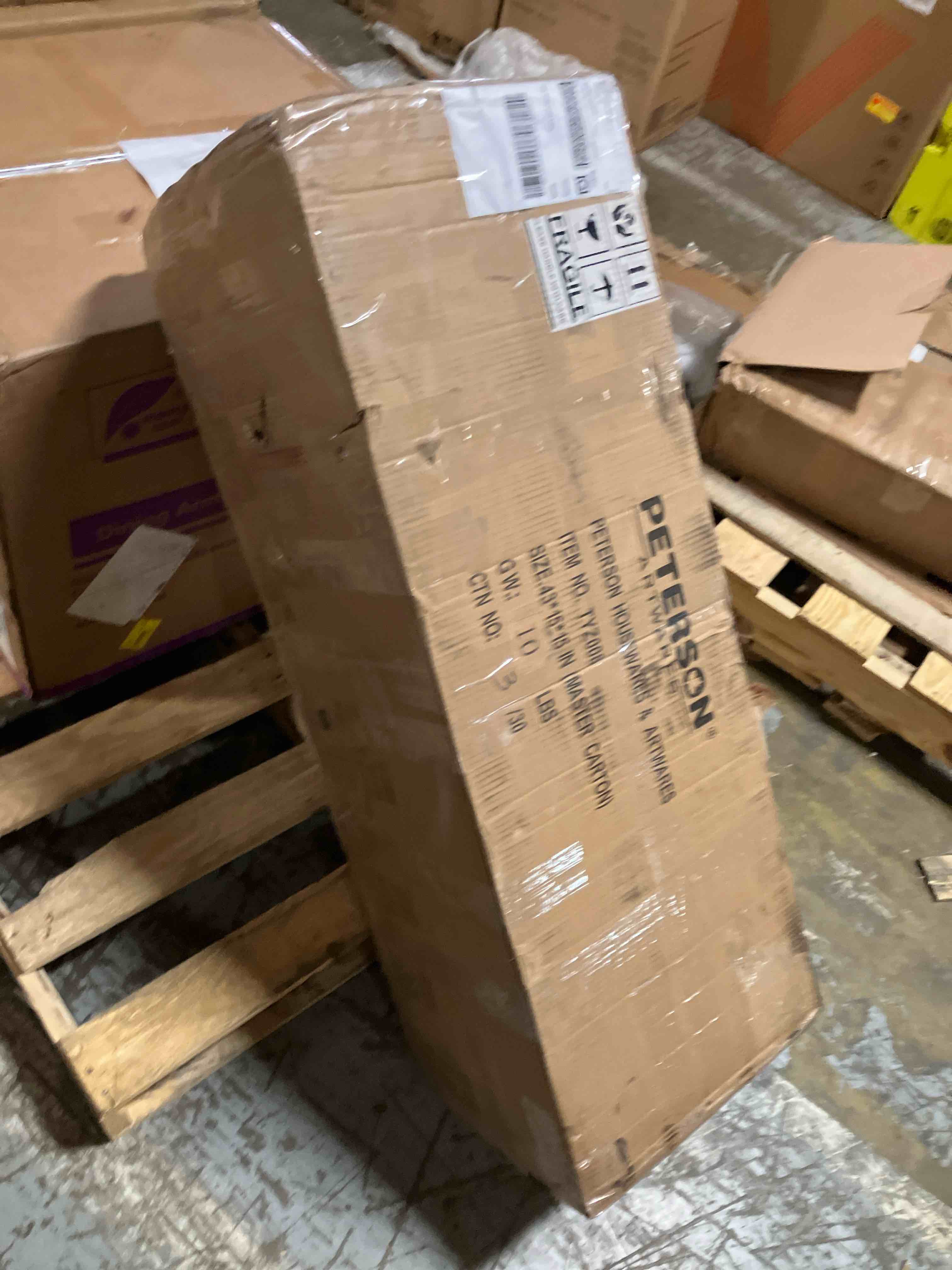 https://s3.amazonaws.com/lotting-images-prod/phillipi/YEL5149044_1718402390225.jpeg
