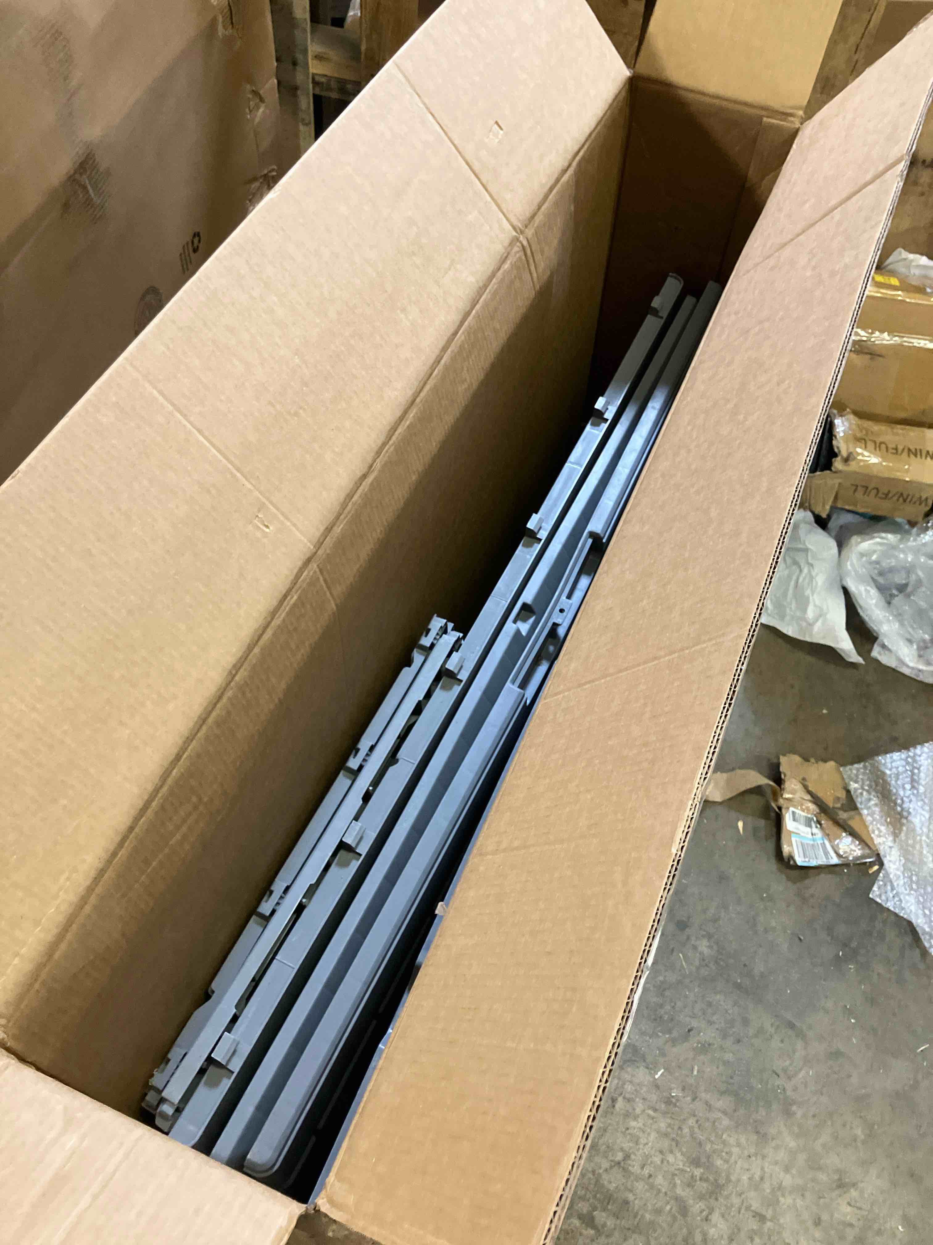 https://s3.amazonaws.com/lotting-images-prod/phillipi/YEL5149278_1718998540139.jpeg