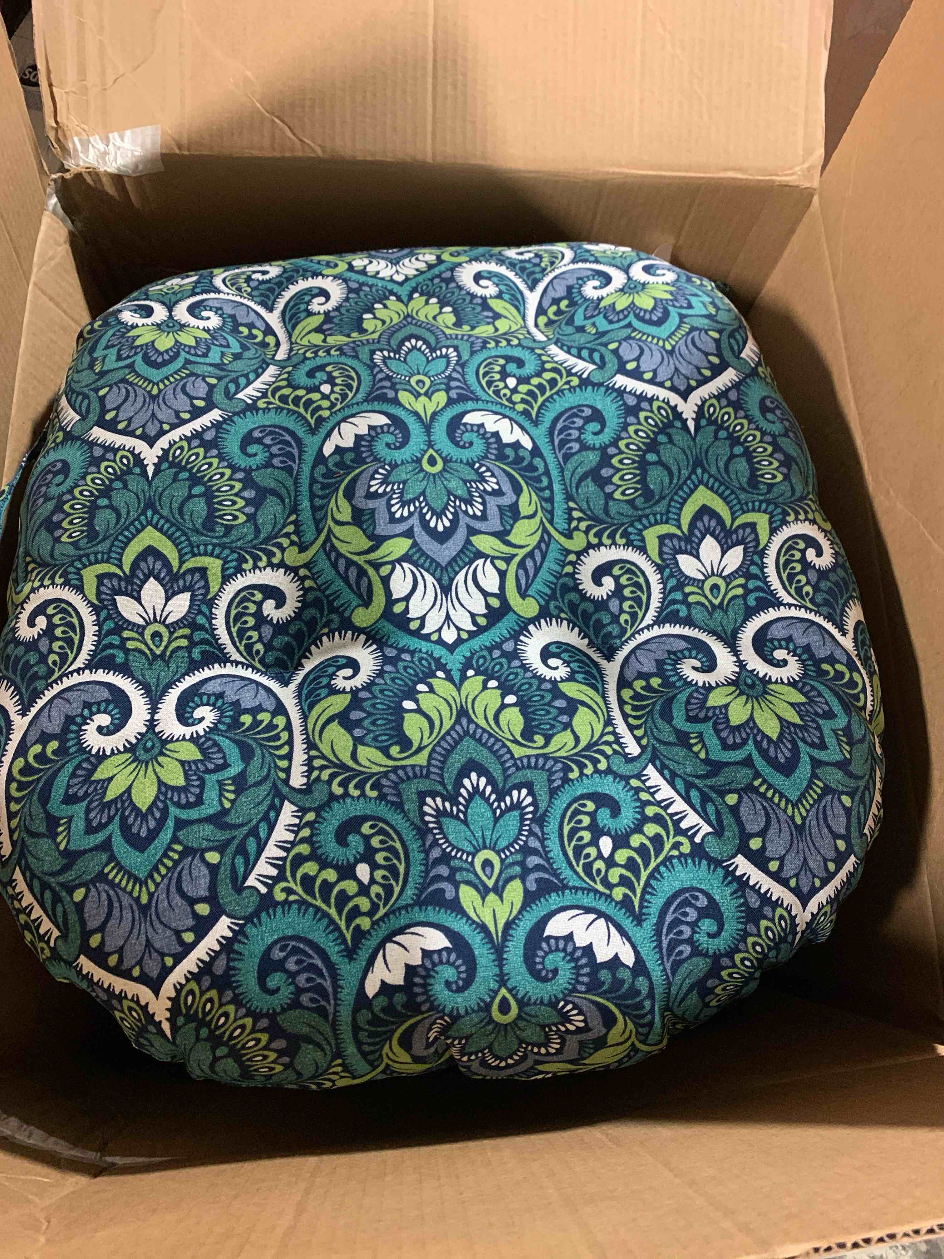 https://s3.amazonaws.com/lotting-images-prod/phillipi/YEL5150975_1704999384555.jpeg