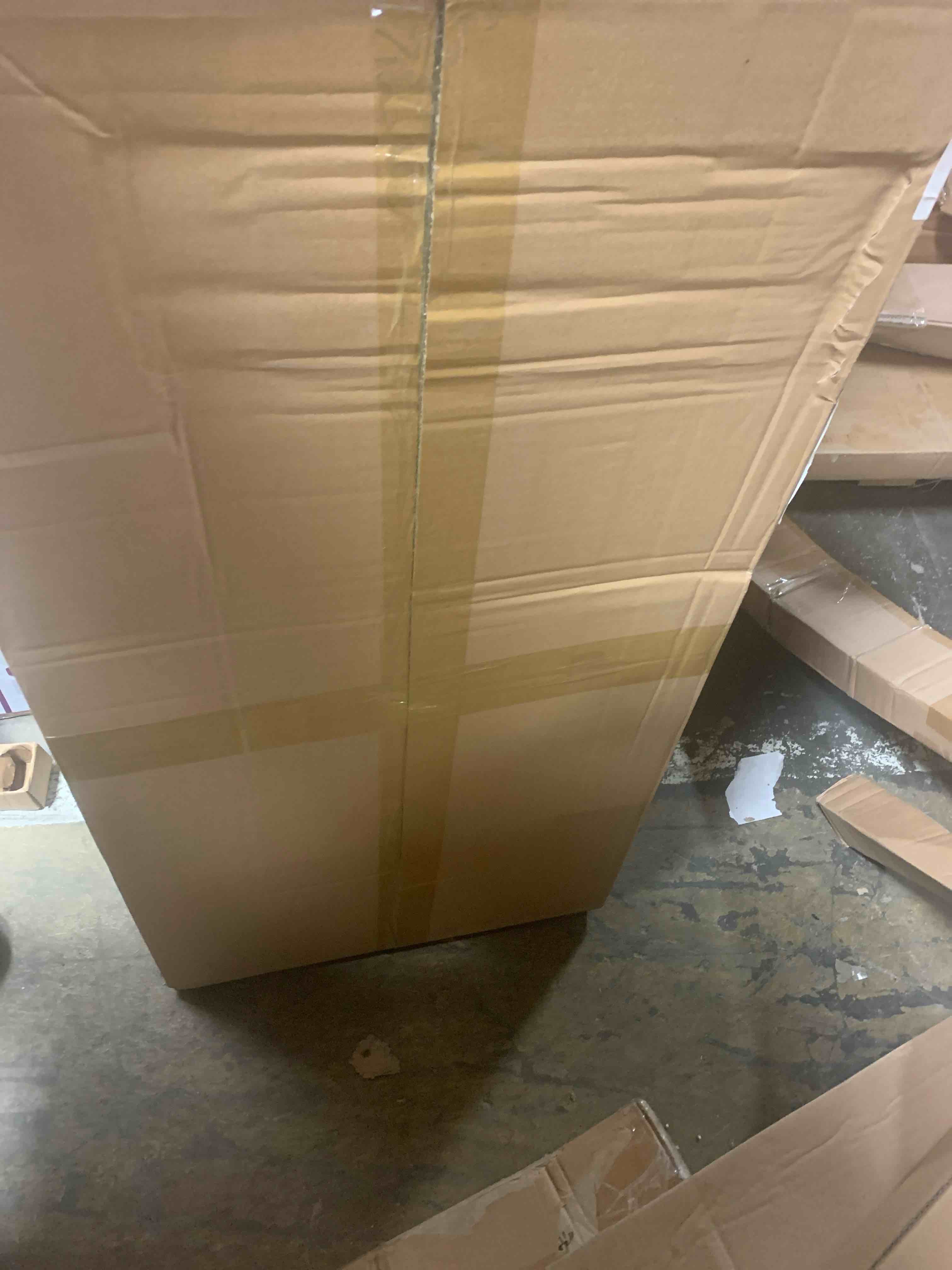 https://s3.amazonaws.com/lotting-images-prod/phillipi/YEL5151034_1704917726521.jpeg