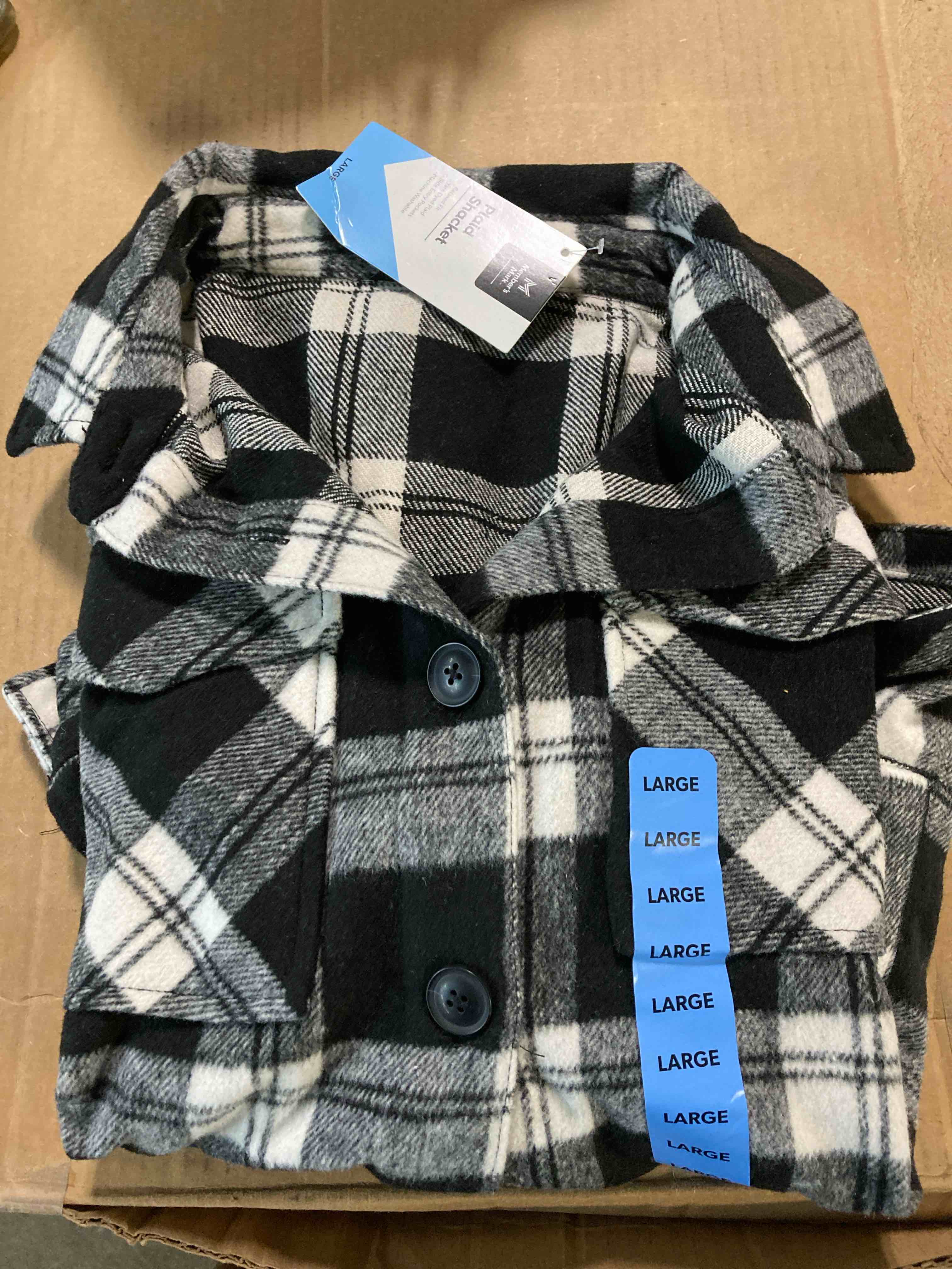https://s3.amazonaws.com/lotting-images-prod/phillipi/YEL5153081_1707943366050.jpeg
