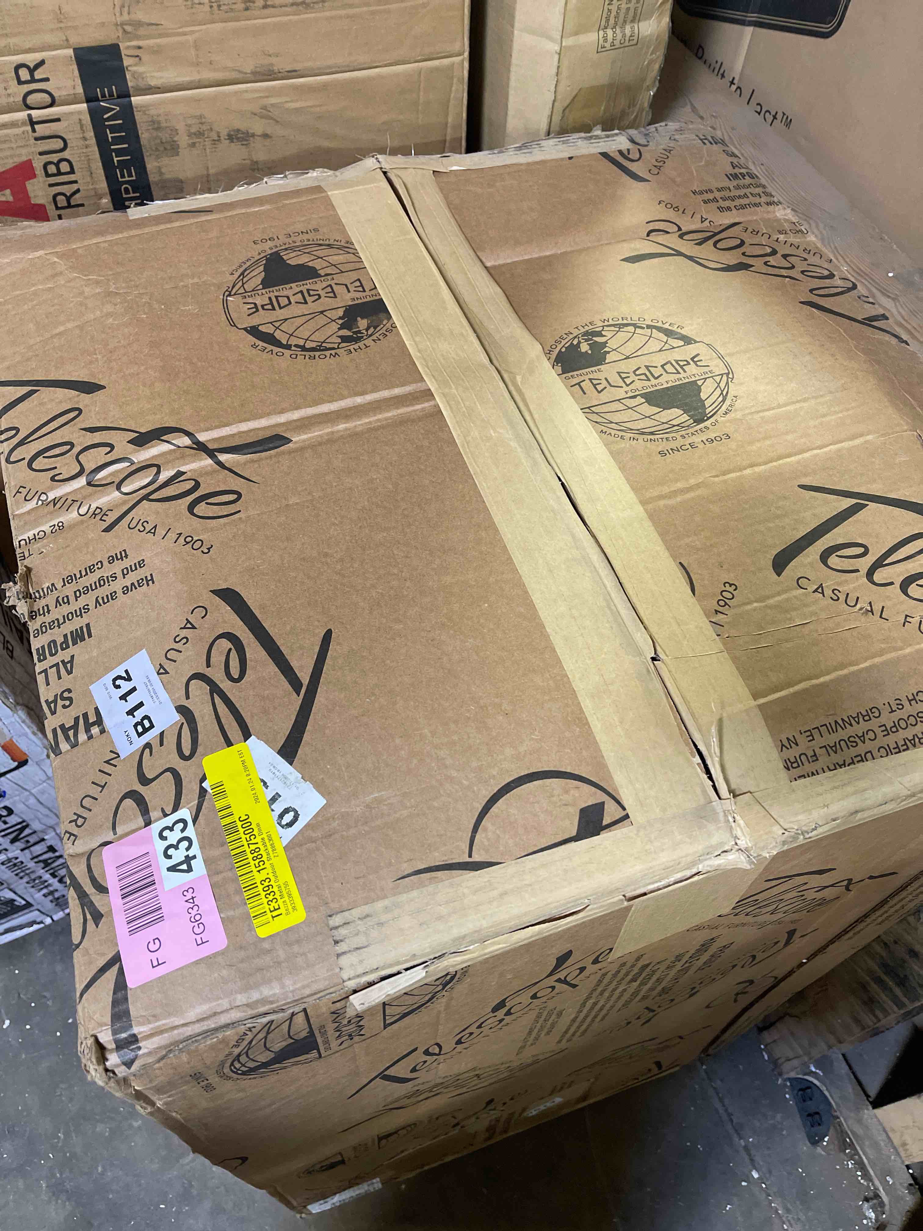 https://s3.amazonaws.com/lotting-images-prod/phillipi/YEL5154020_1708638537265.jpeg