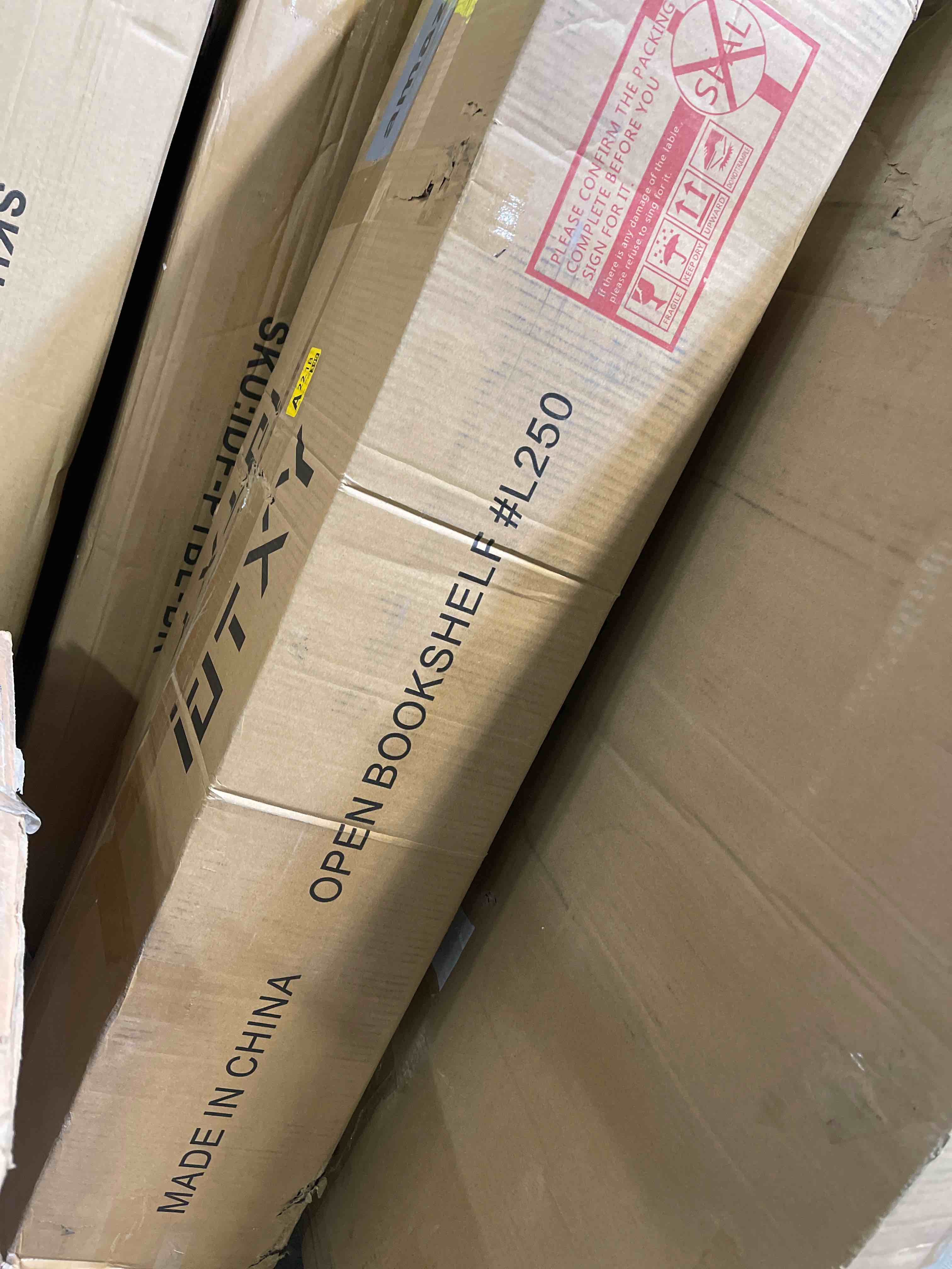 https://s3.amazonaws.com/lotting-images-prod/phillipi/YEL5154056_1708709363409.jpeg