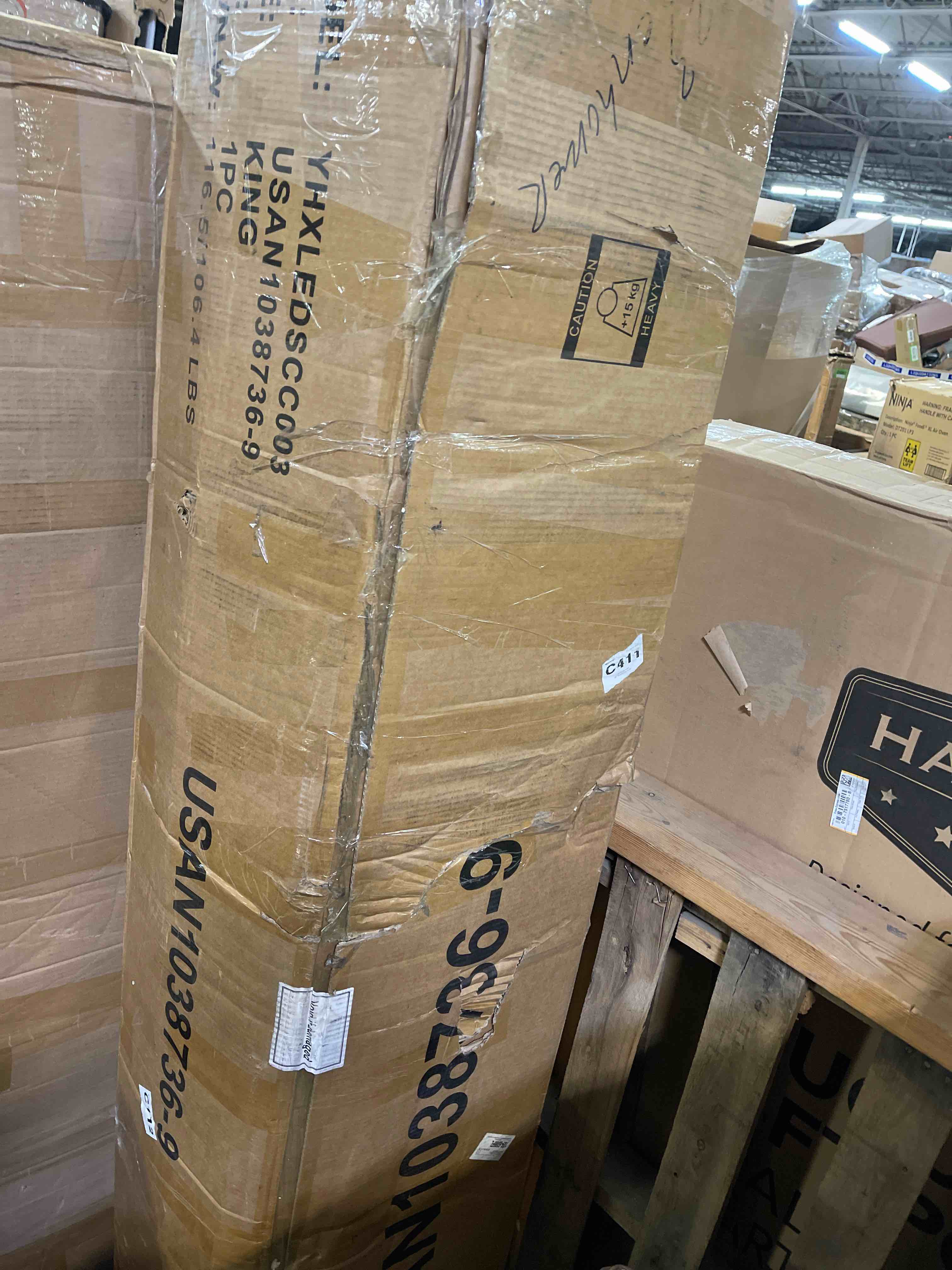 https://s3.amazonaws.com/lotting-images-prod/phillipi/YEL5154088_1708633668596.jpeg