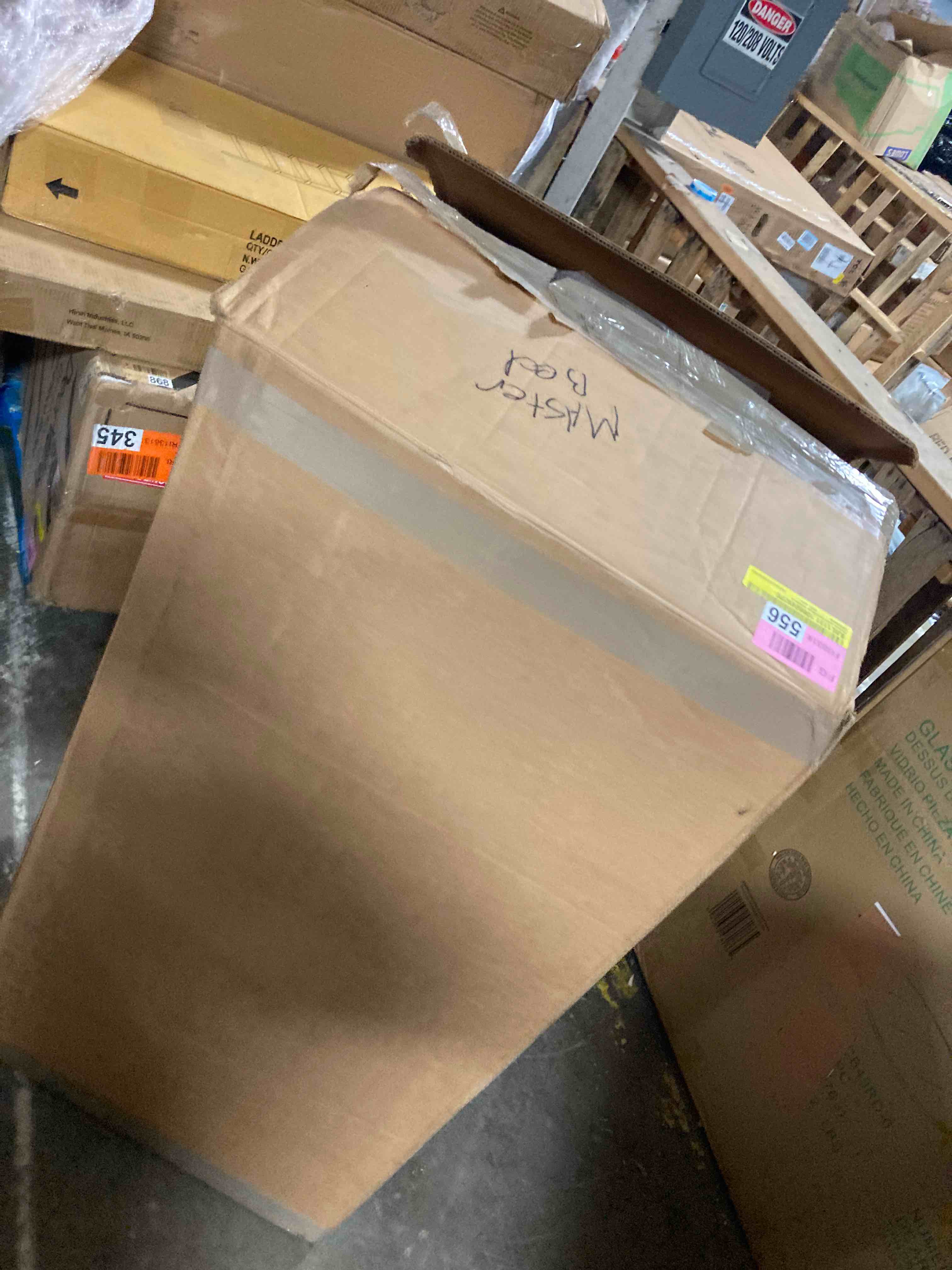https://s3.amazonaws.com/lotting-images-prod/phillipi/YEL5154423_1709151790579.jpeg