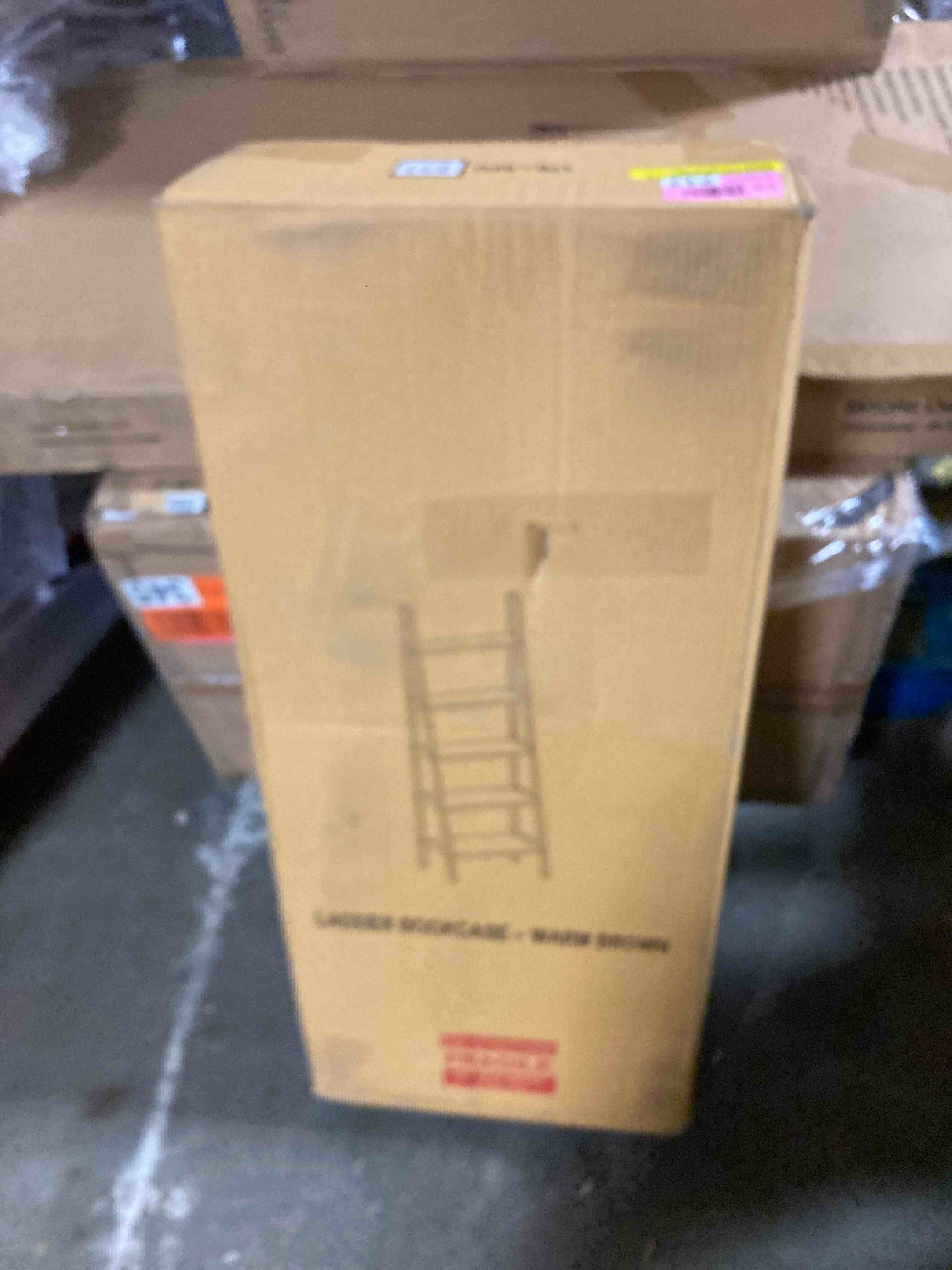 https://s3.amazonaws.com/lotting-images-prod/phillipi/YEL5154424_1709151915455.jpeg