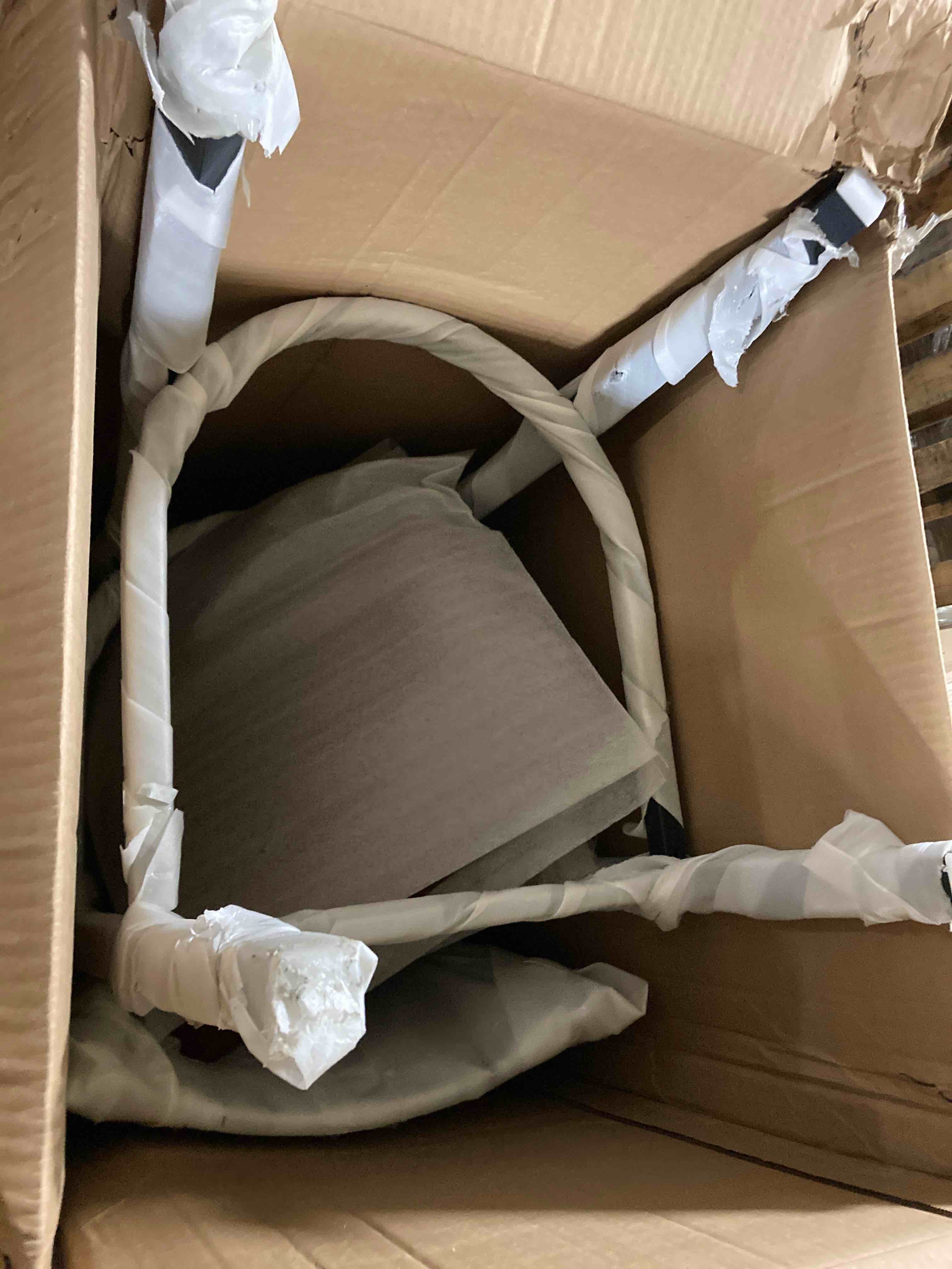 https://s3.amazonaws.com/lotting-images-prod/phillipi/YEL5154435_1709155721593.jpeg