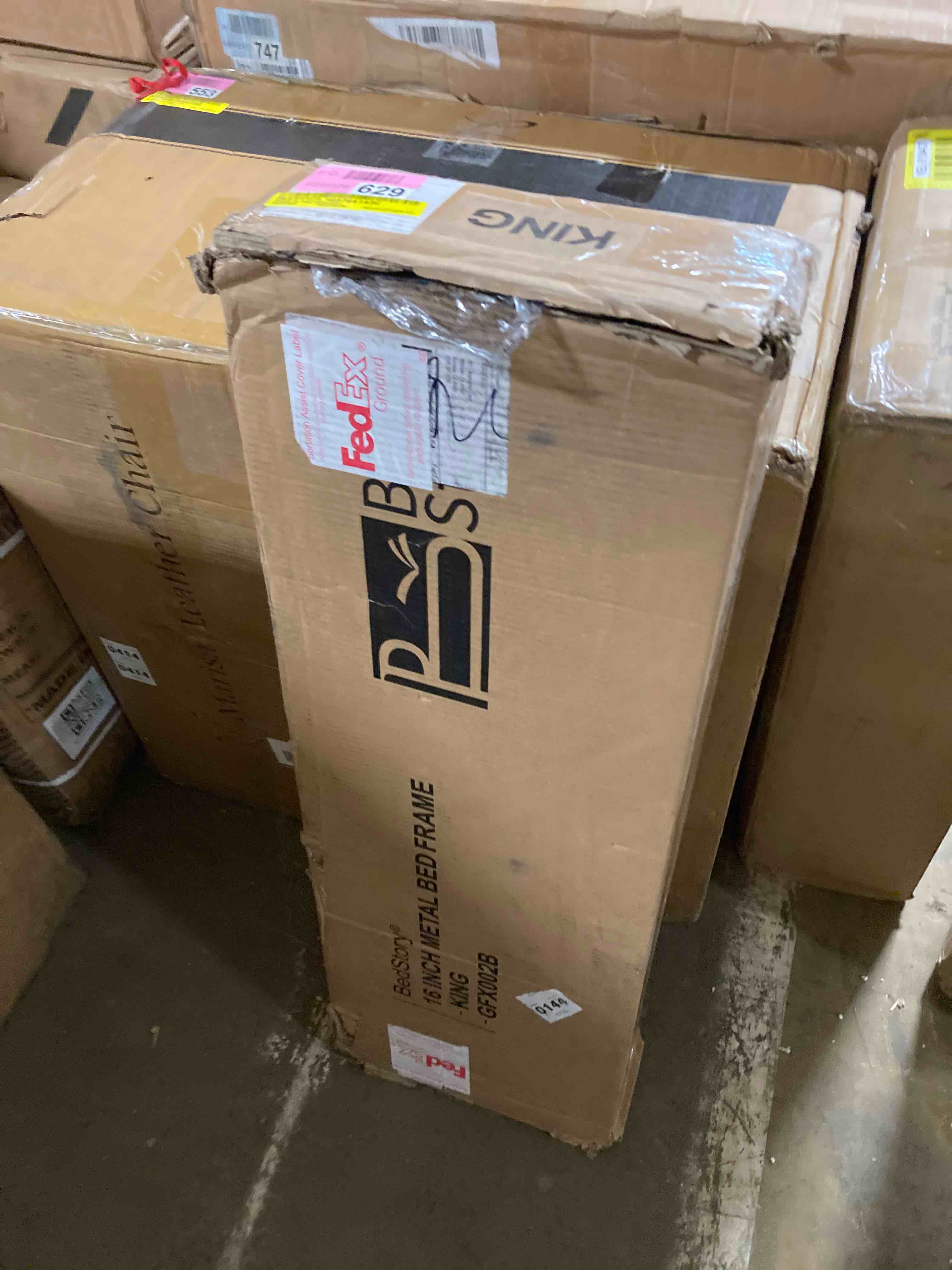https://s3.amazonaws.com/lotting-images-prod/phillipi/YEL5154439_1709157642809.jpeg