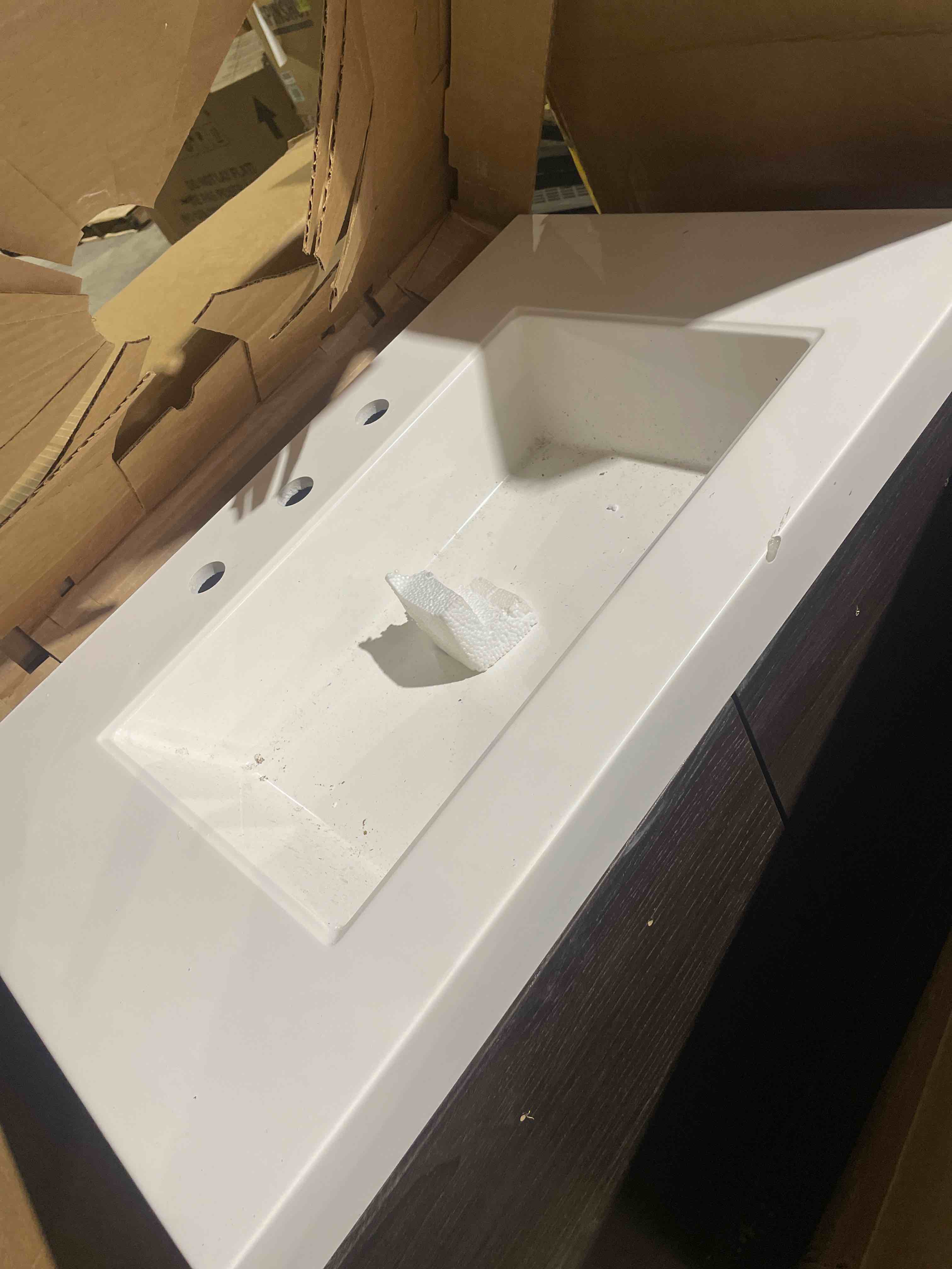 https://s3.amazonaws.com/lotting-images-prod/phillipi/YEL5154445_1706714668085.jpeg