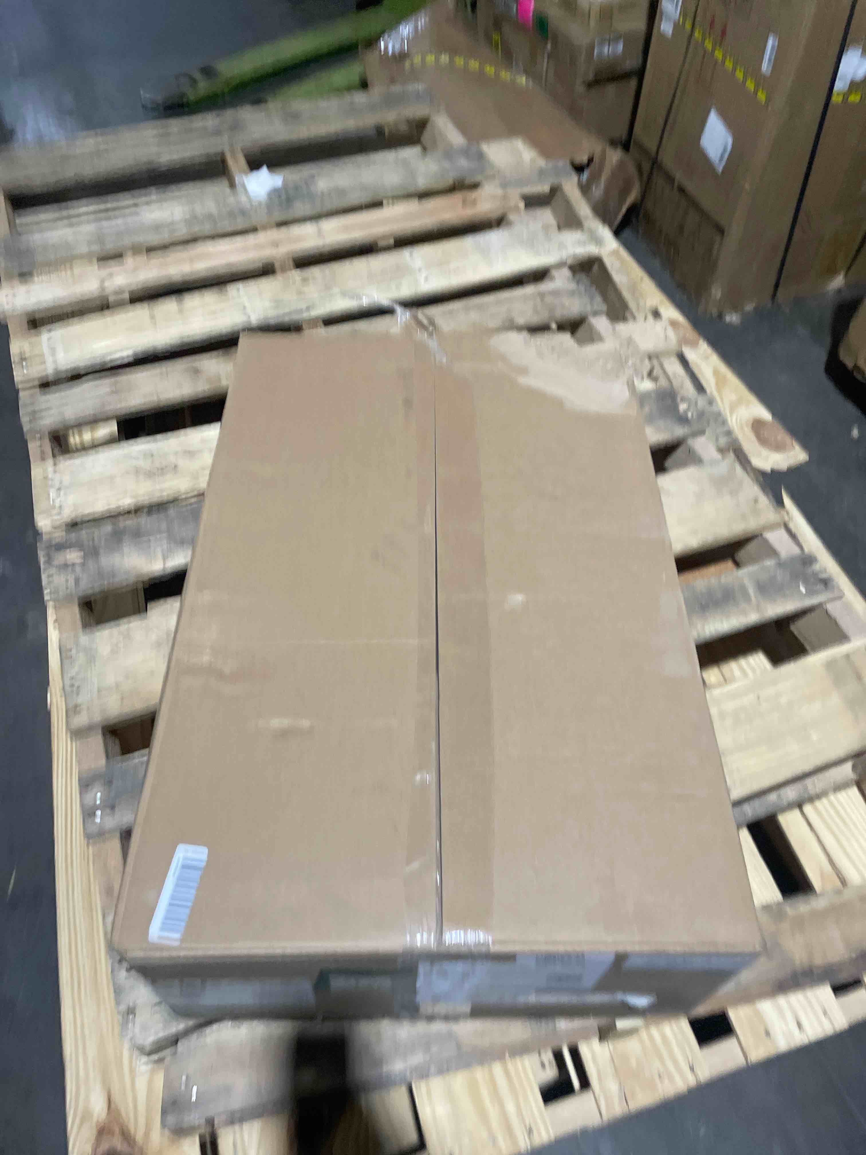 https://s3.amazonaws.com/lotting-images-prod/phillipi/YEL5154449_1706717067909.jpeg