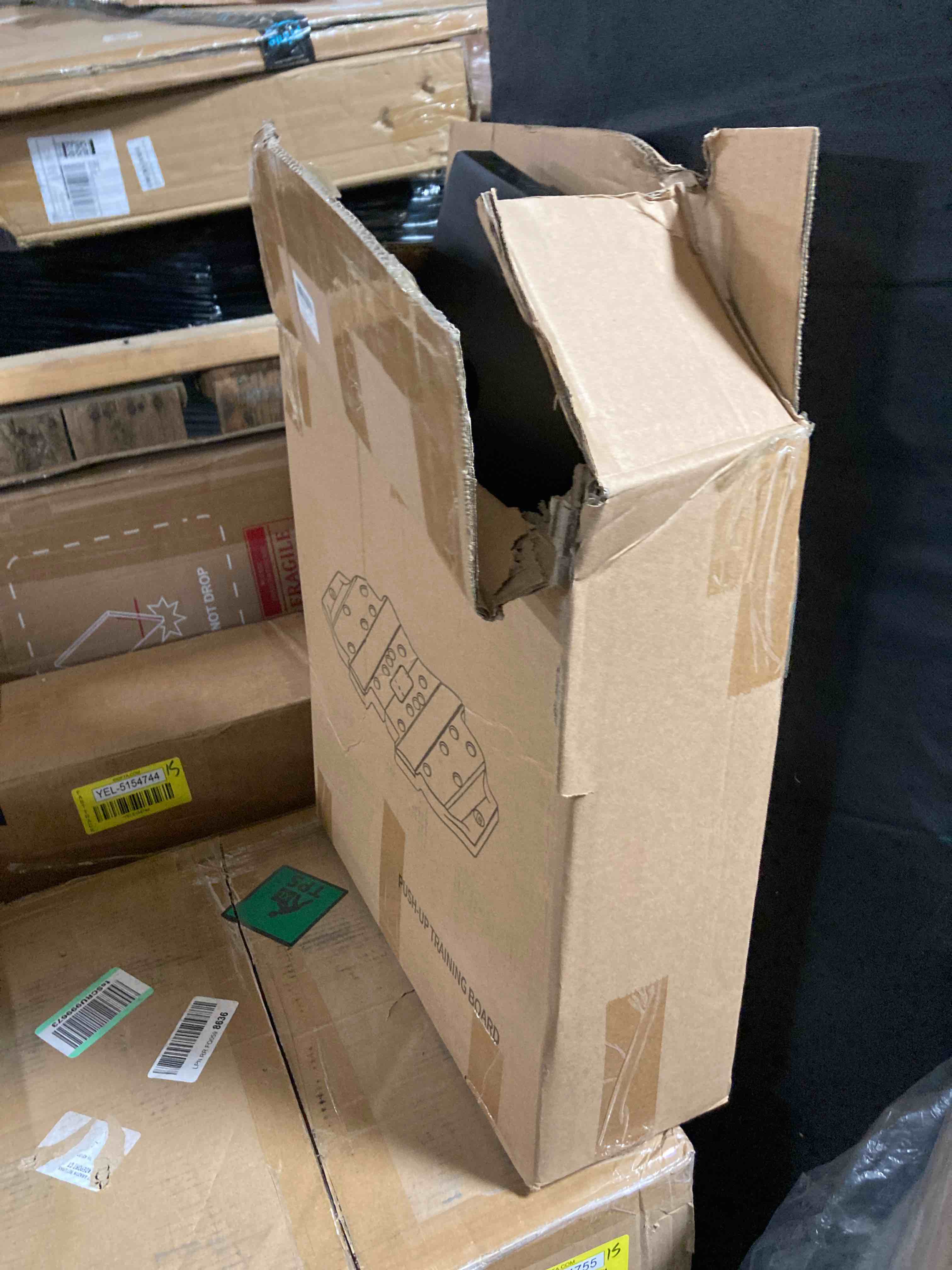 https://s3.amazonaws.com/lotting-images-prod/phillipi/YEL5154759_1706731906487.jpeg