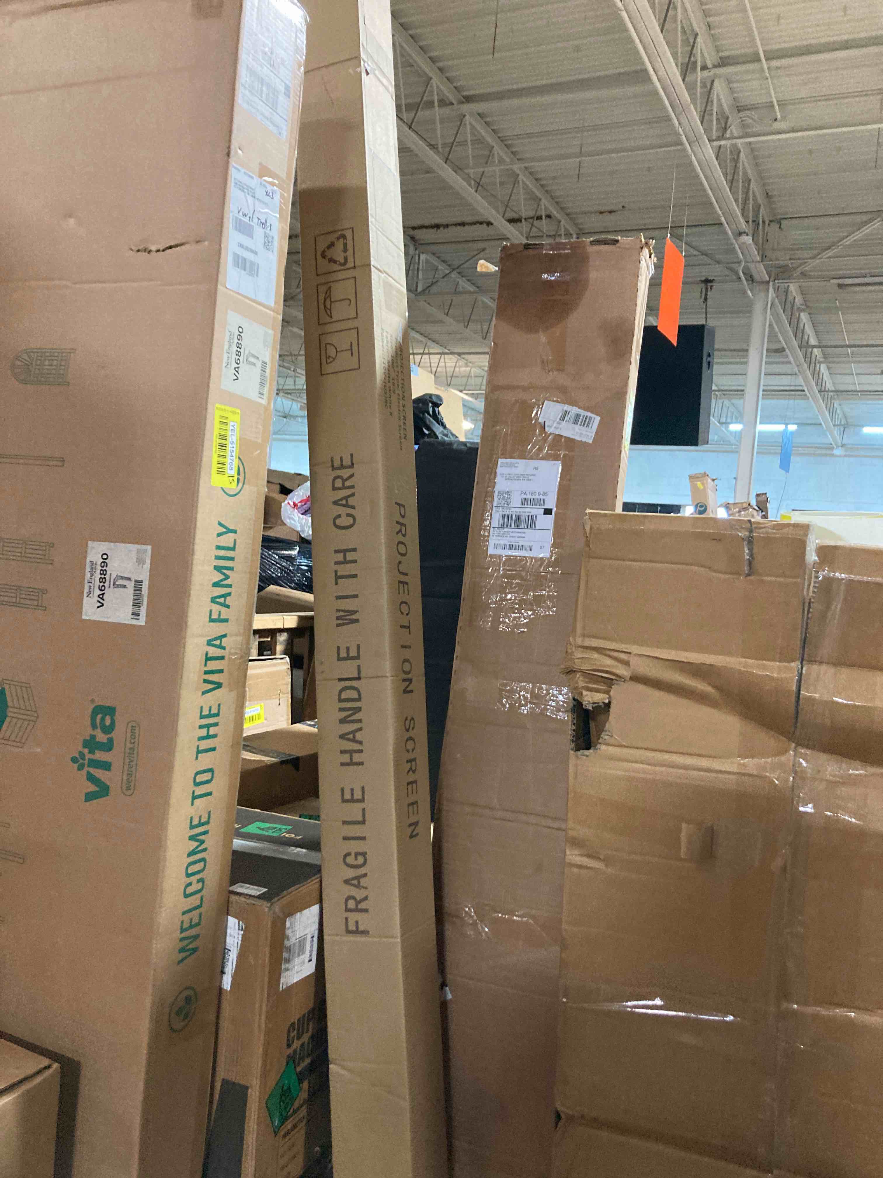 https://s3.amazonaws.com/lotting-images-prod/phillipi/YEL5154769_1706734382129.jpeg