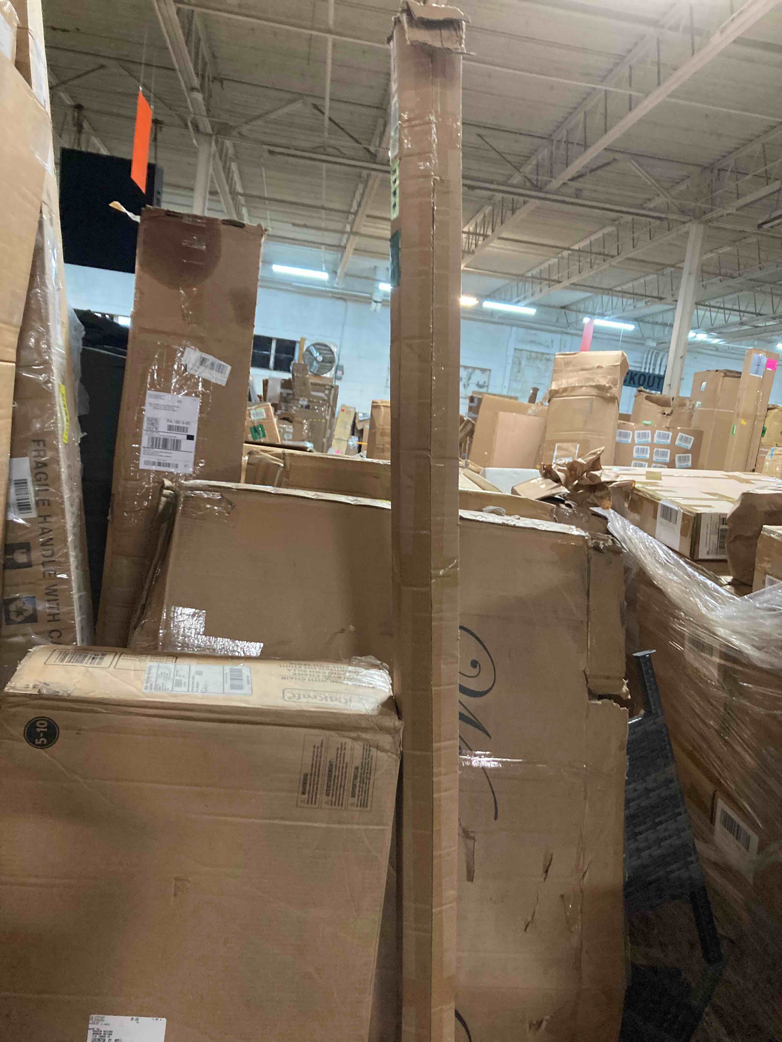 https://s3.amazonaws.com/lotting-images-prod/phillipi/YEL5154774_1706735522367.jpeg