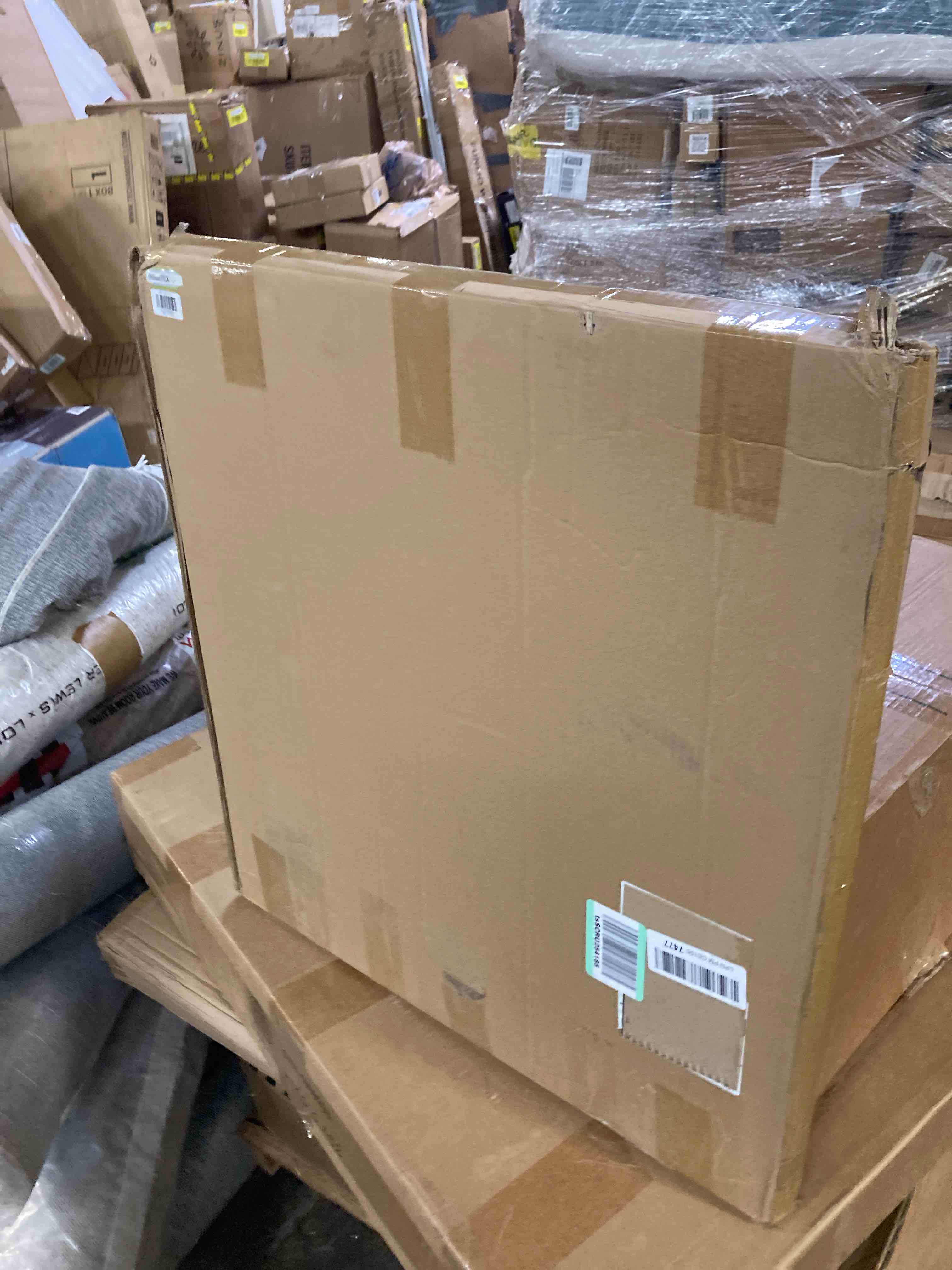 https://s3.amazonaws.com/lotting-images-prod/phillipi/YEL5155091_1706915685135.jpeg