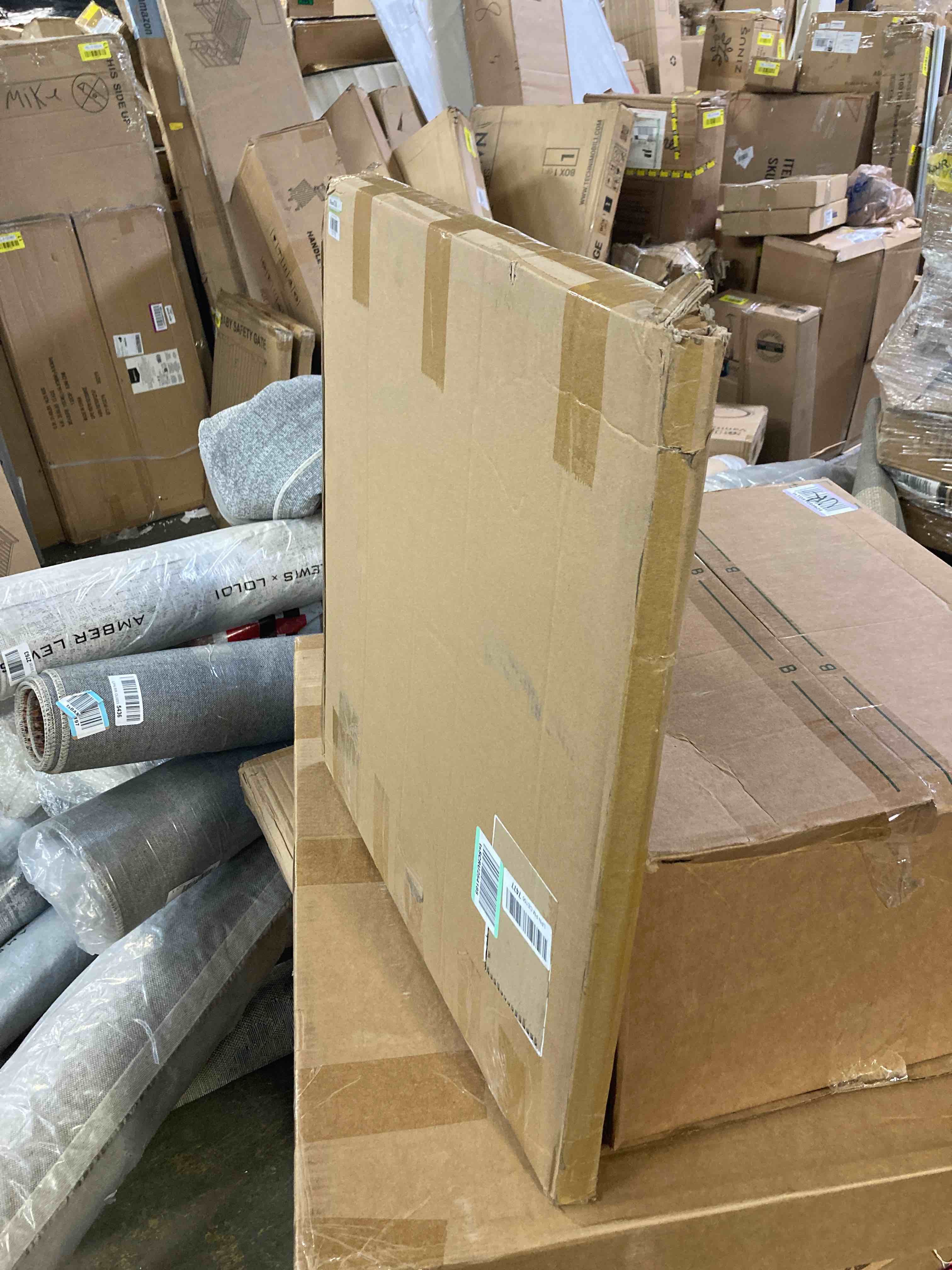 https://s3.amazonaws.com/lotting-images-prod/phillipi/YEL5155091_1706915690326.jpeg