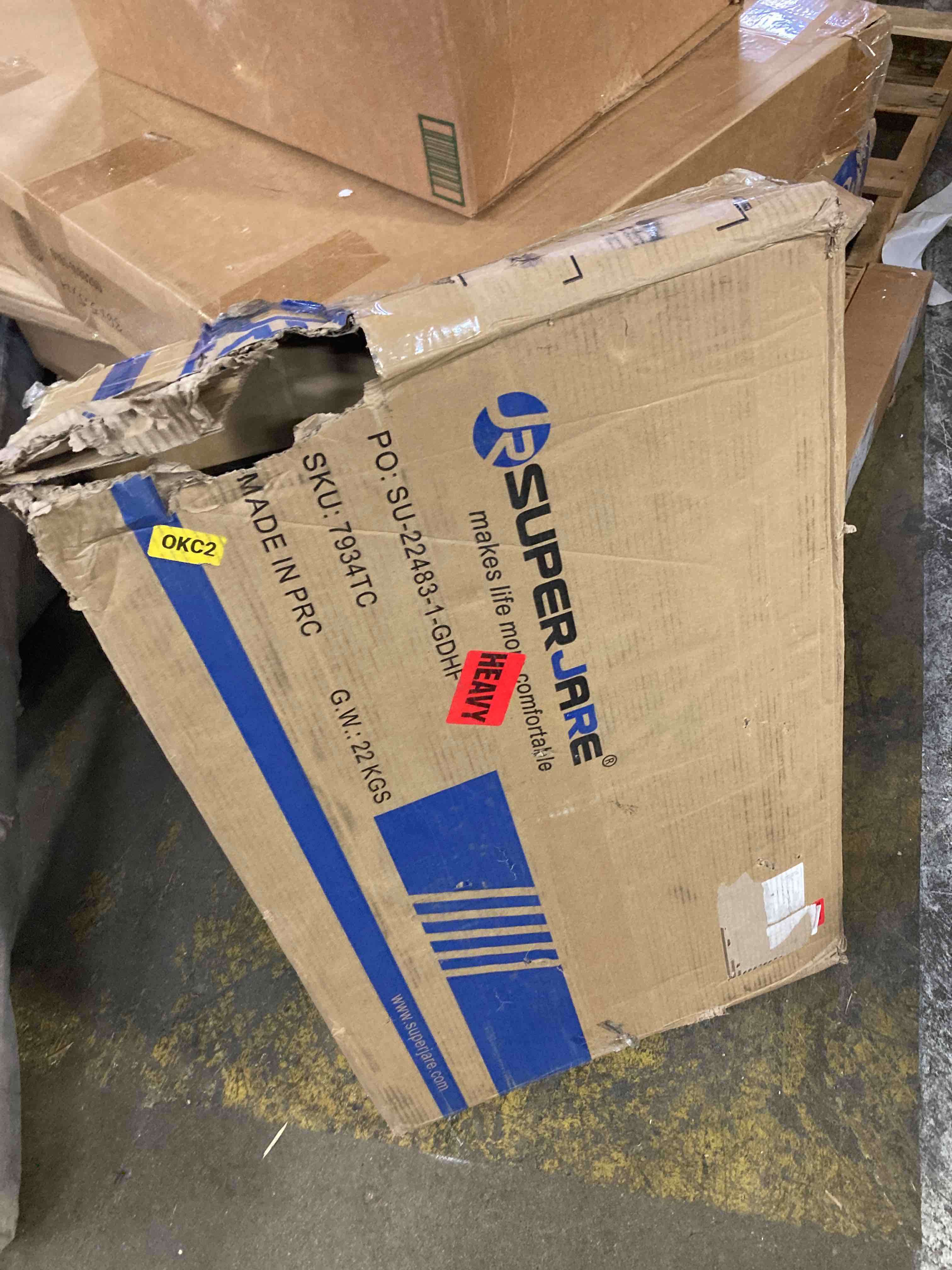 https://s3.amazonaws.com/lotting-images-prod/phillipi/YEL5155096_1706916180354.jpeg