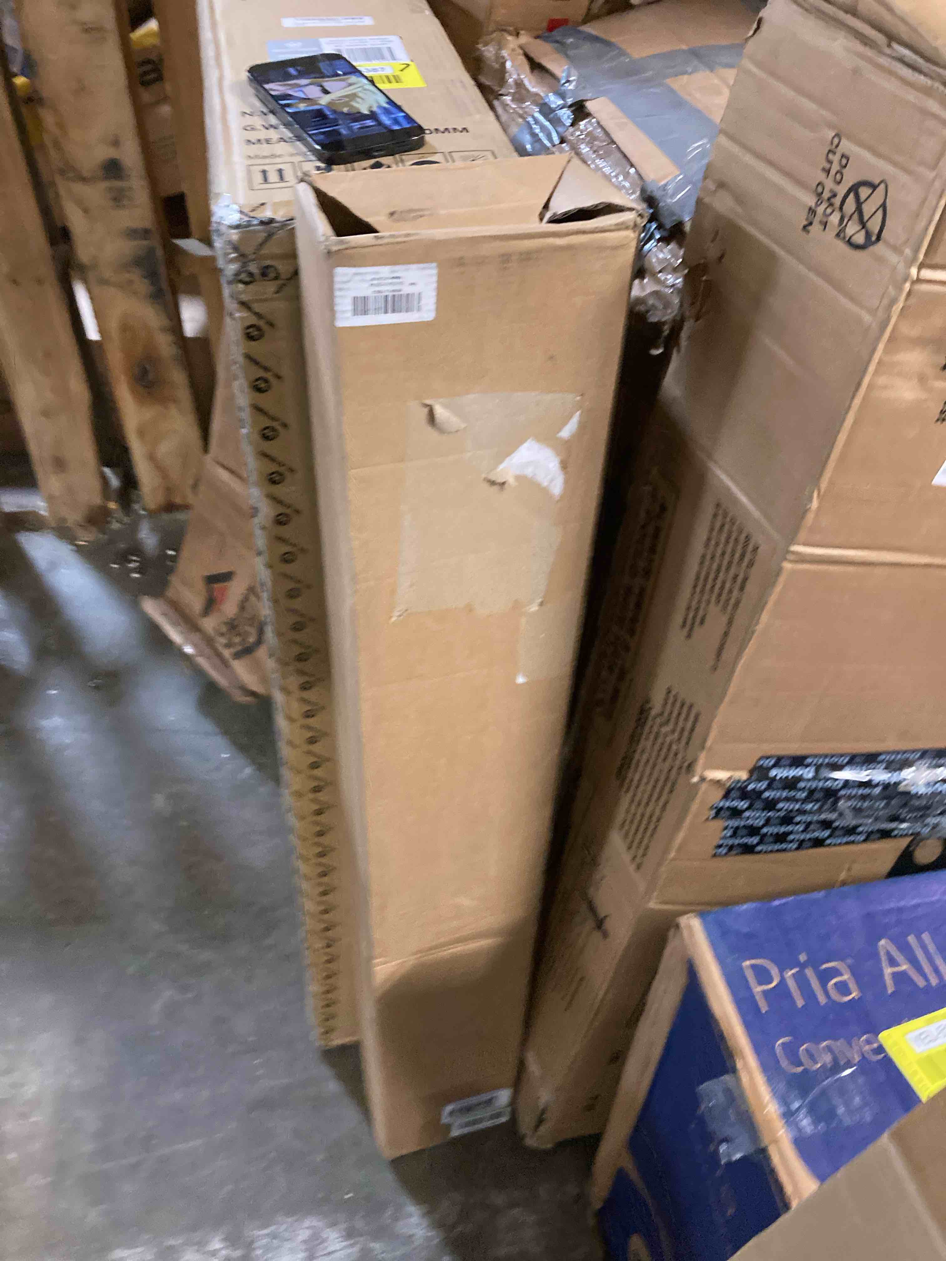 https://s3.amazonaws.com/lotting-images-prod/phillipi/YEL5155391_1707324345979.jpeg