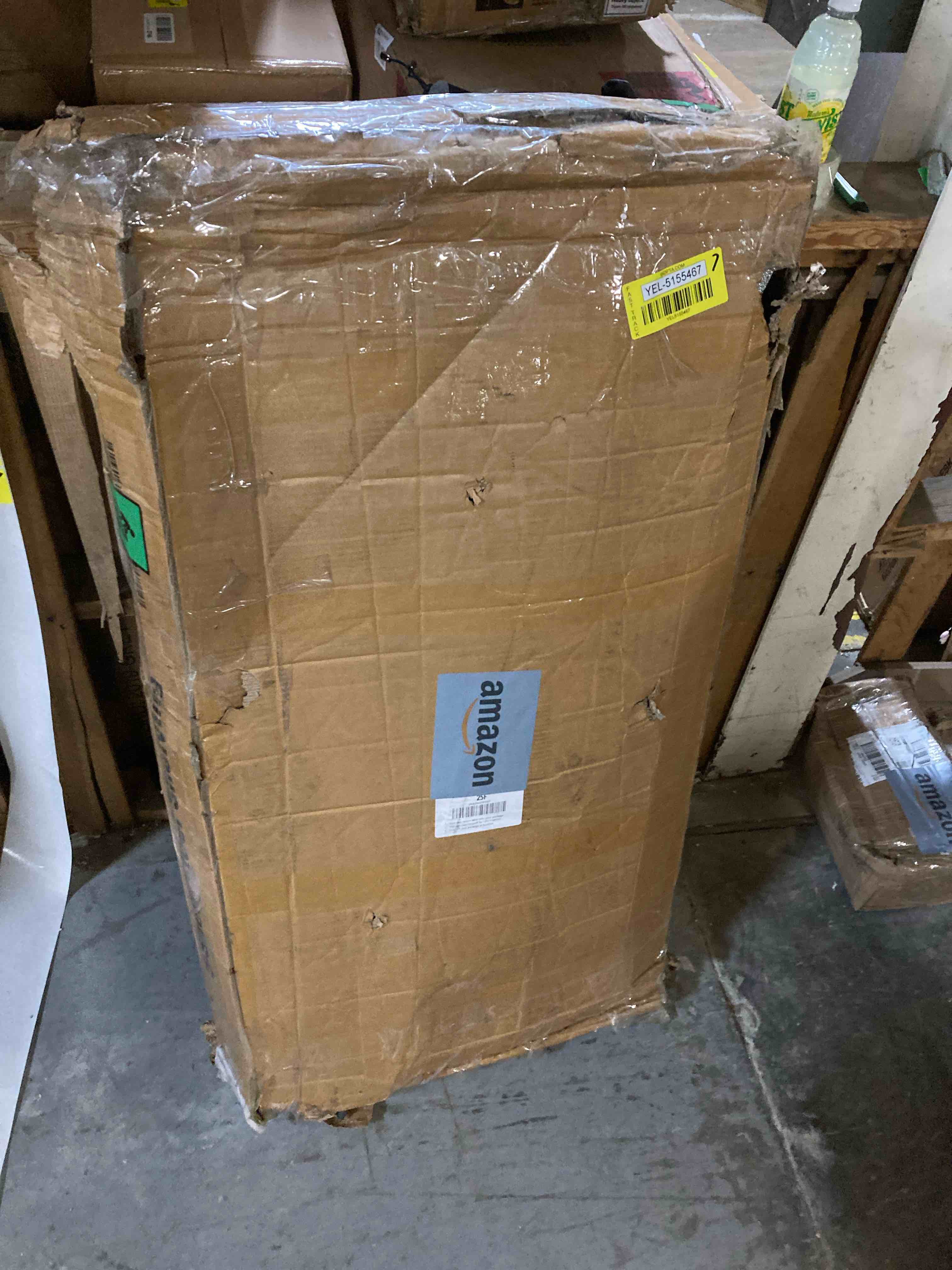 https://s3.amazonaws.com/lotting-images-prod/phillipi/YEL5155467_1707336429074.jpeg