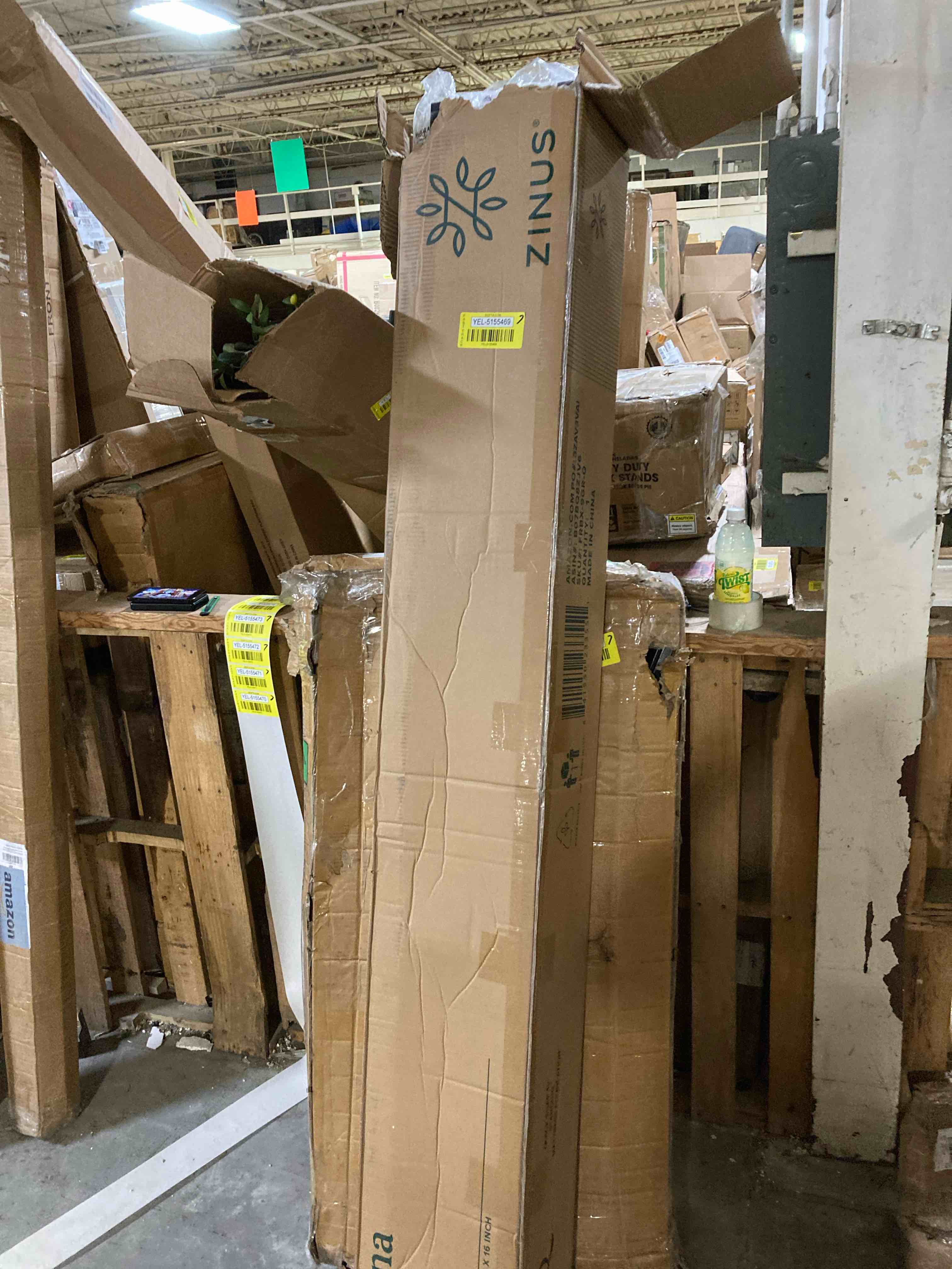 https://s3.amazonaws.com/lotting-images-prod/phillipi/YEL5155469_1707336701500.jpeg