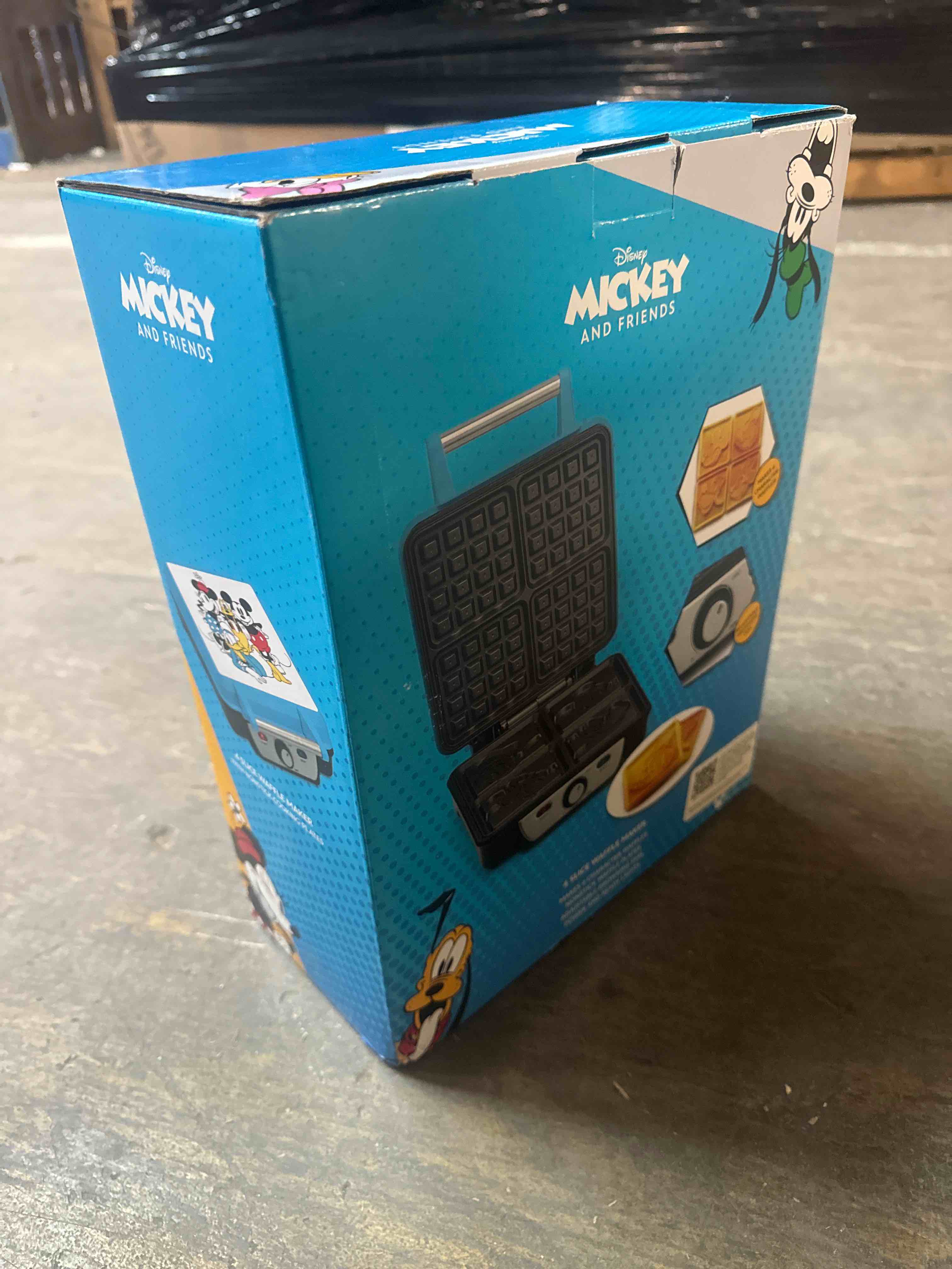 https://s3.amazonaws.com/lotting-images-prod/phillipi/YEL5155506_1707335999227.jpeg