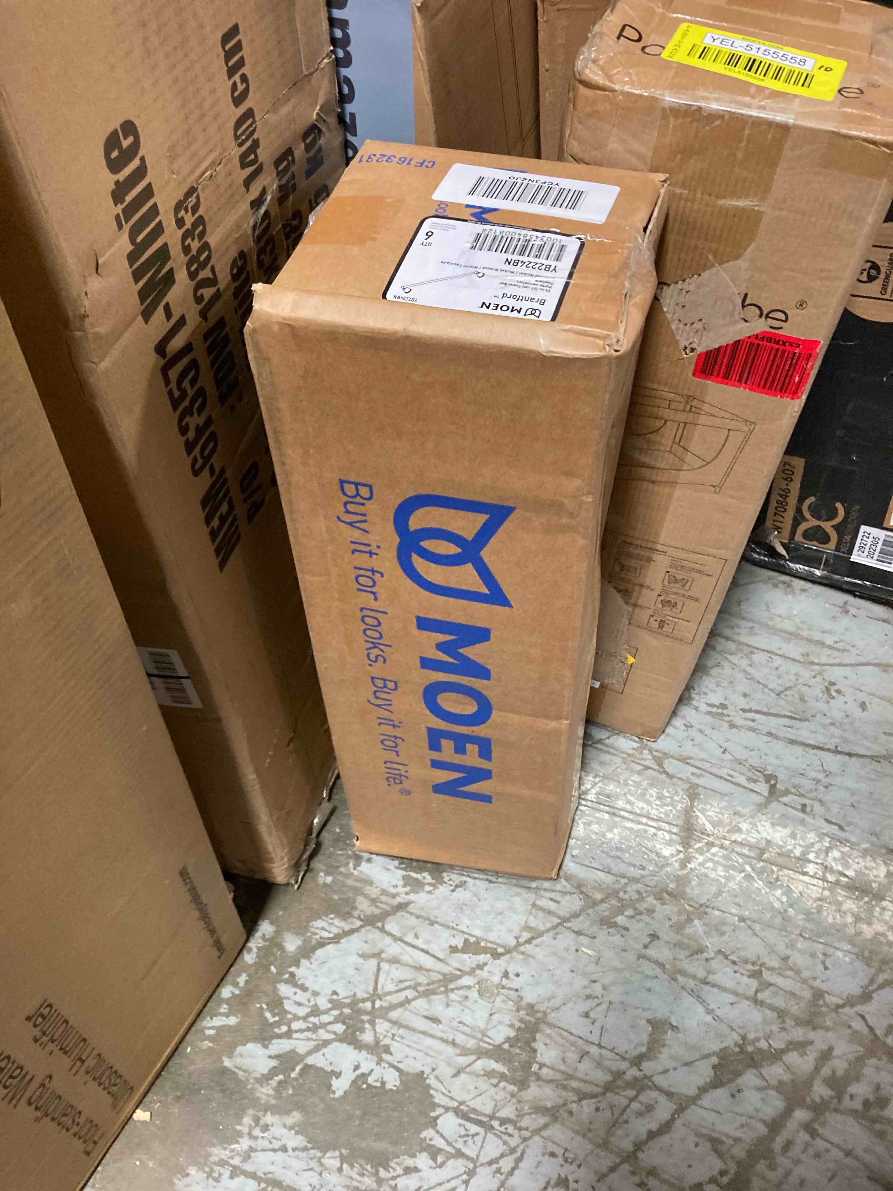 https://s3.amazonaws.com/lotting-images-prod/phillipi/YEL5155559_1707340438886.jpeg