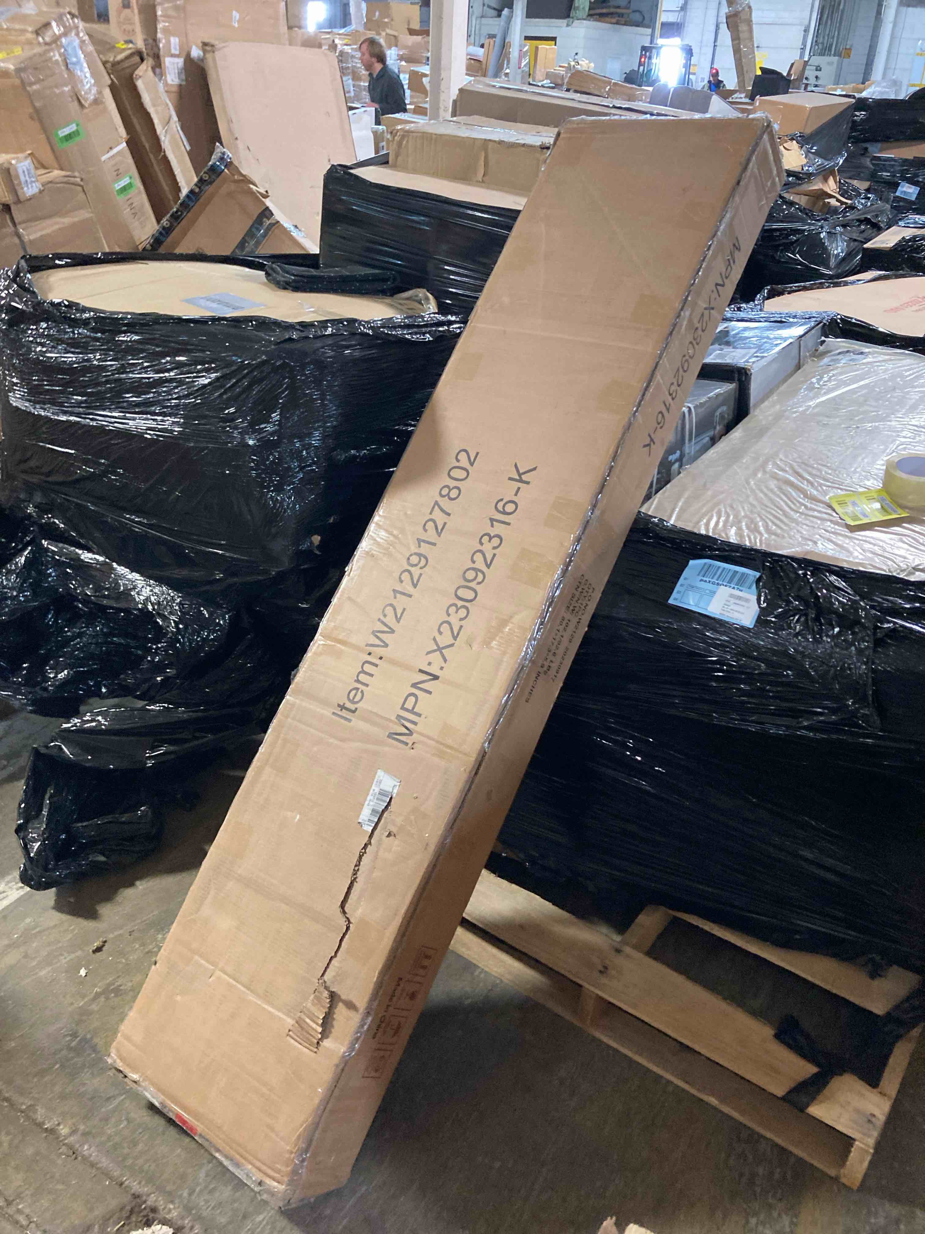 https://s3.amazonaws.com/lotting-images-prod/phillipi/YEL5155595_1707407962587.jpeg