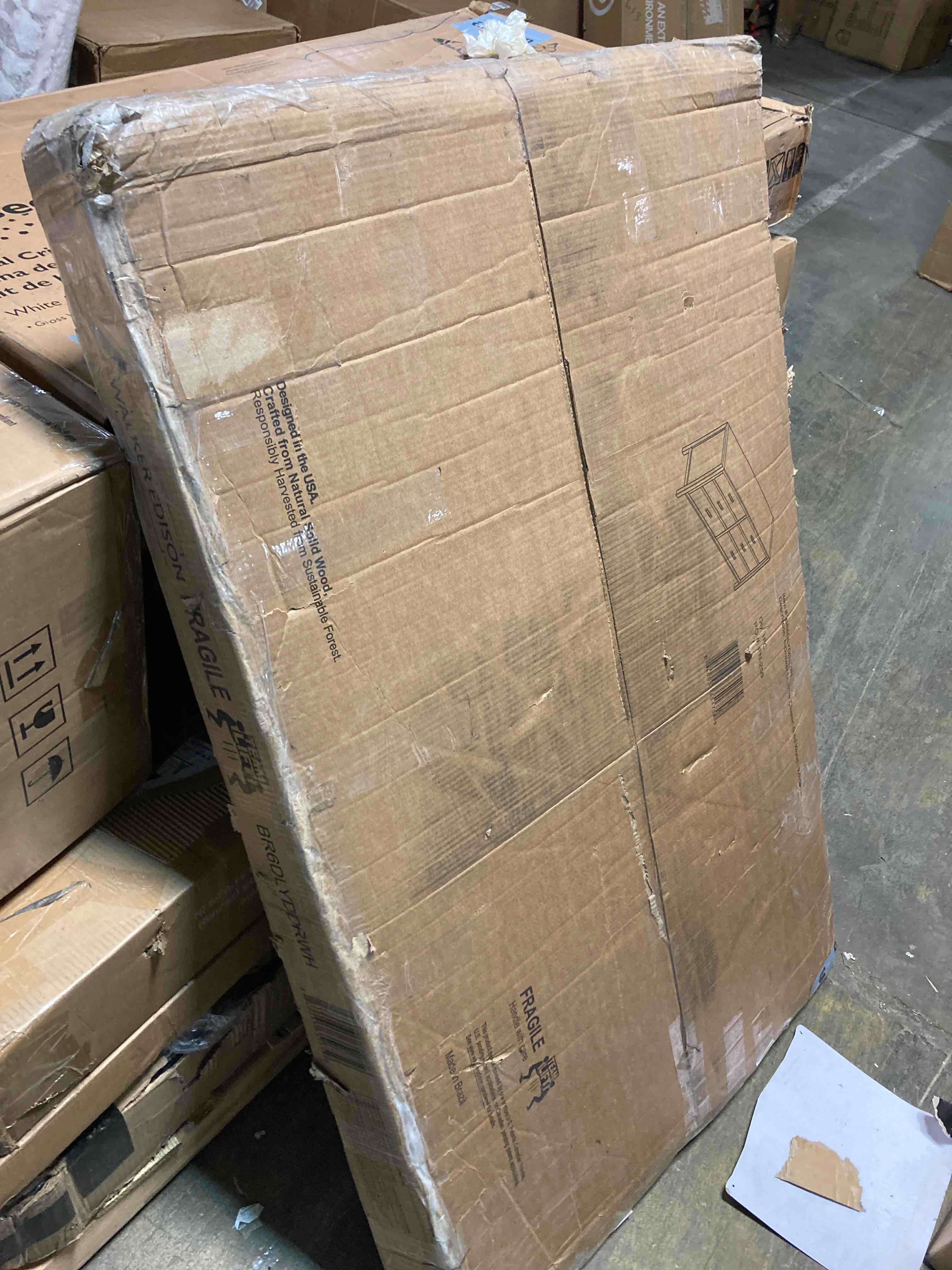 https://s3.amazonaws.com/lotting-images-prod/phillipi/YEL5155655_1707413886187.jpeg