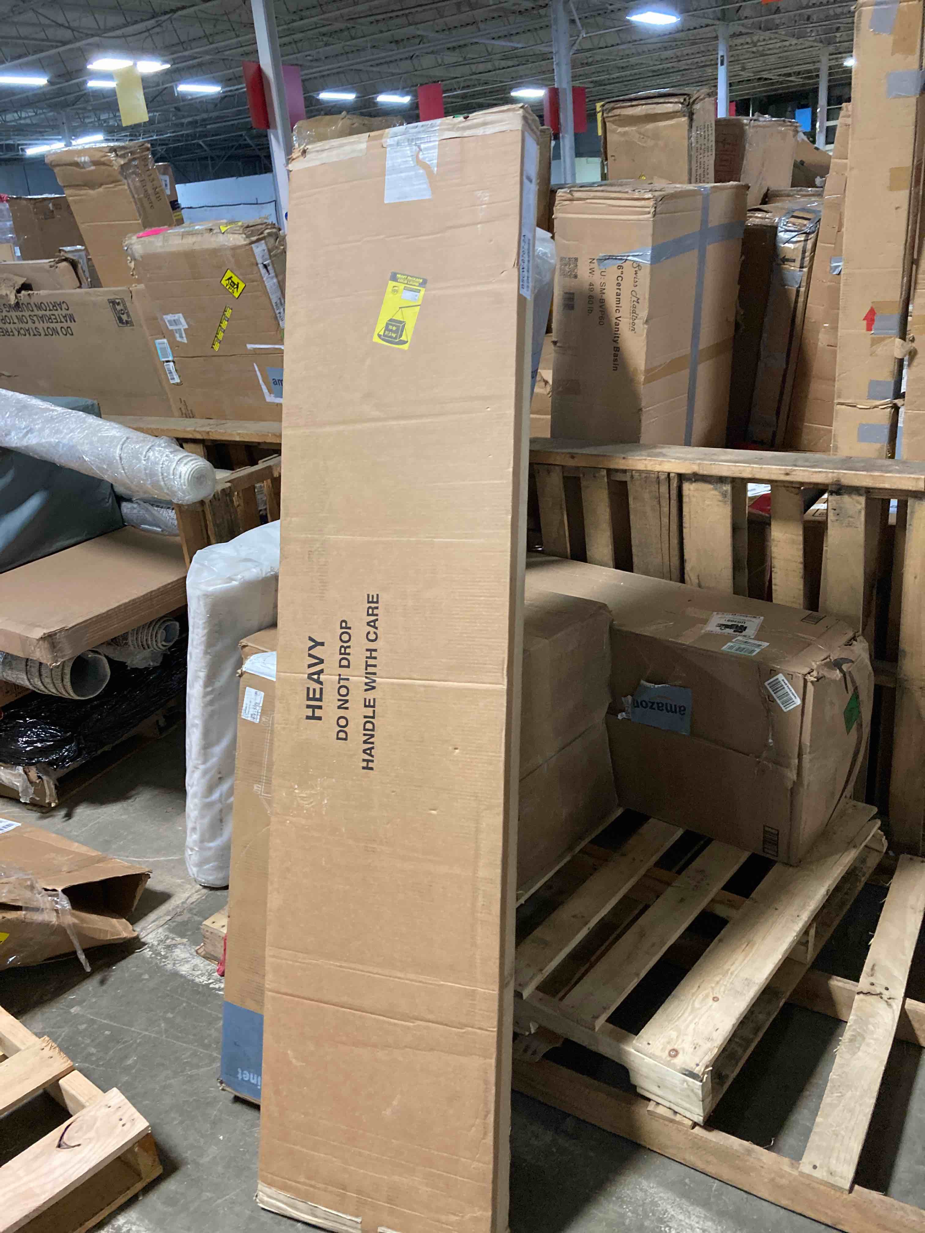 https://s3.amazonaws.com/lotting-images-prod/phillipi/YEL5155666_1707421947056.jpeg