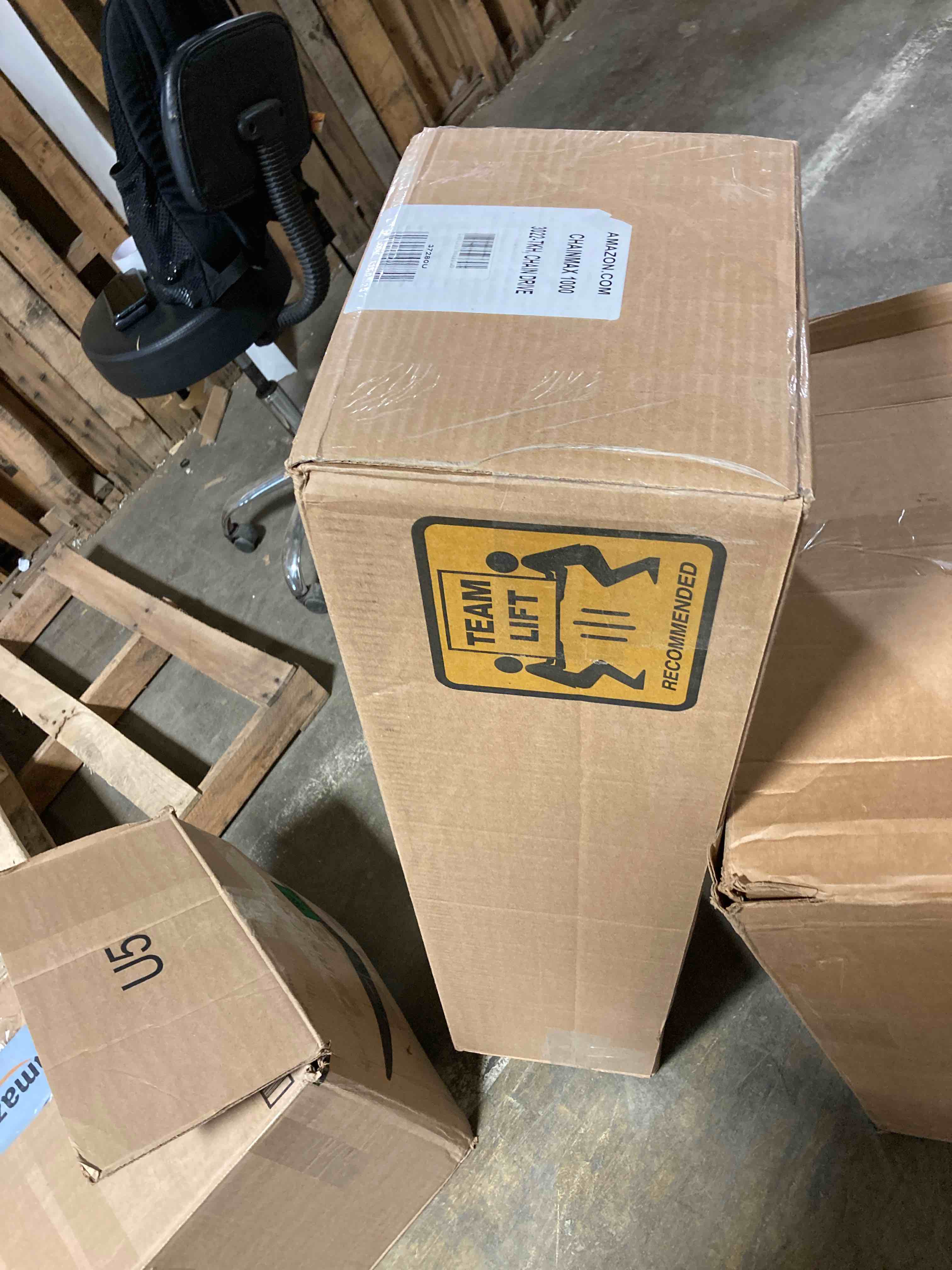 https://s3.amazonaws.com/lotting-images-prod/phillipi/YEL5155669_1707422525081.jpeg