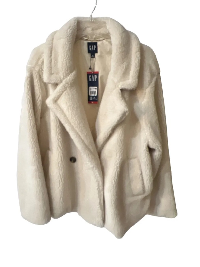 medium women's gap Sherpa jacket