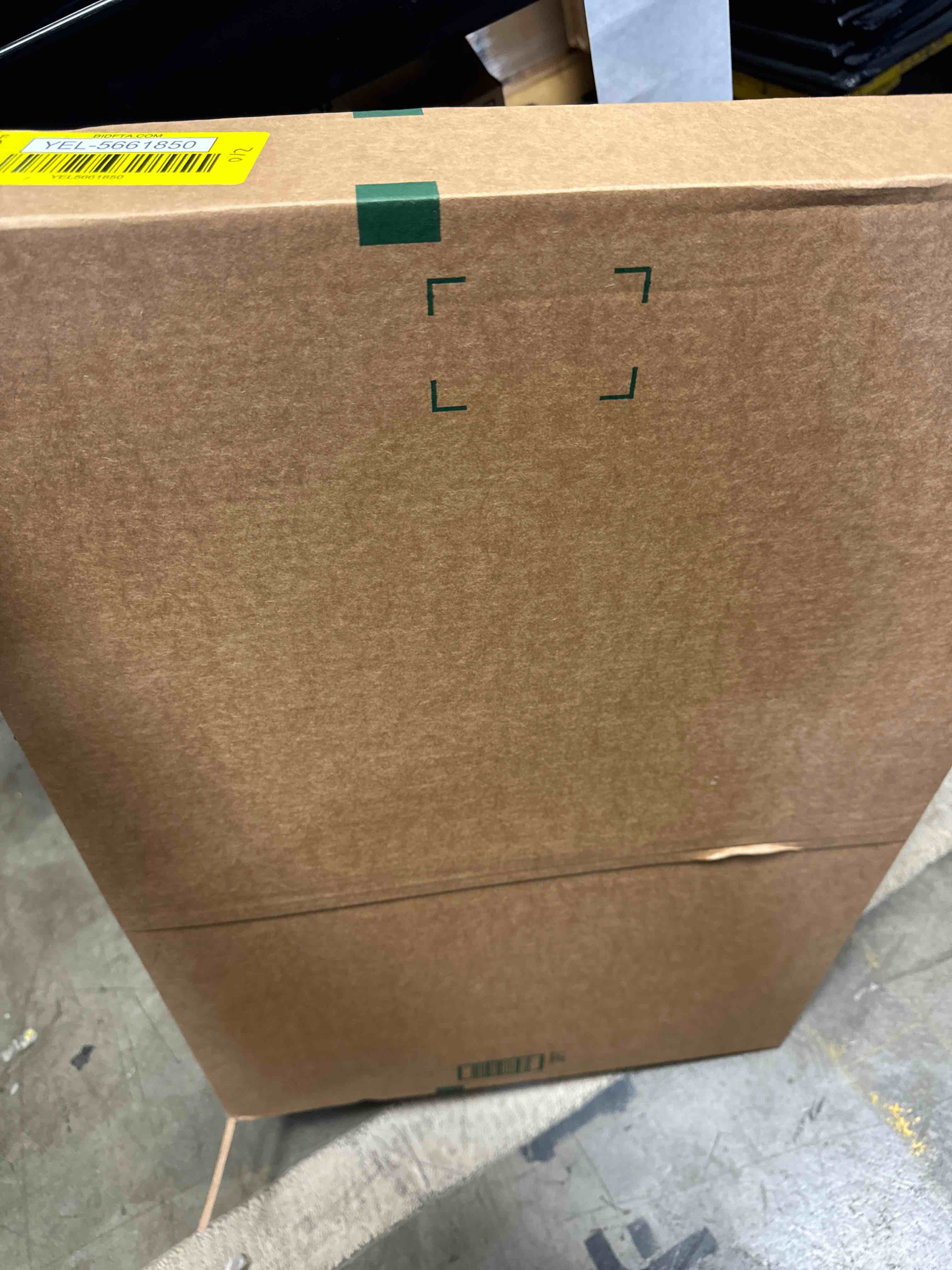 https://s3.amazonaws.com/lotting-images-prod/phillipi/YEL5661850_1722286963736.jpeg