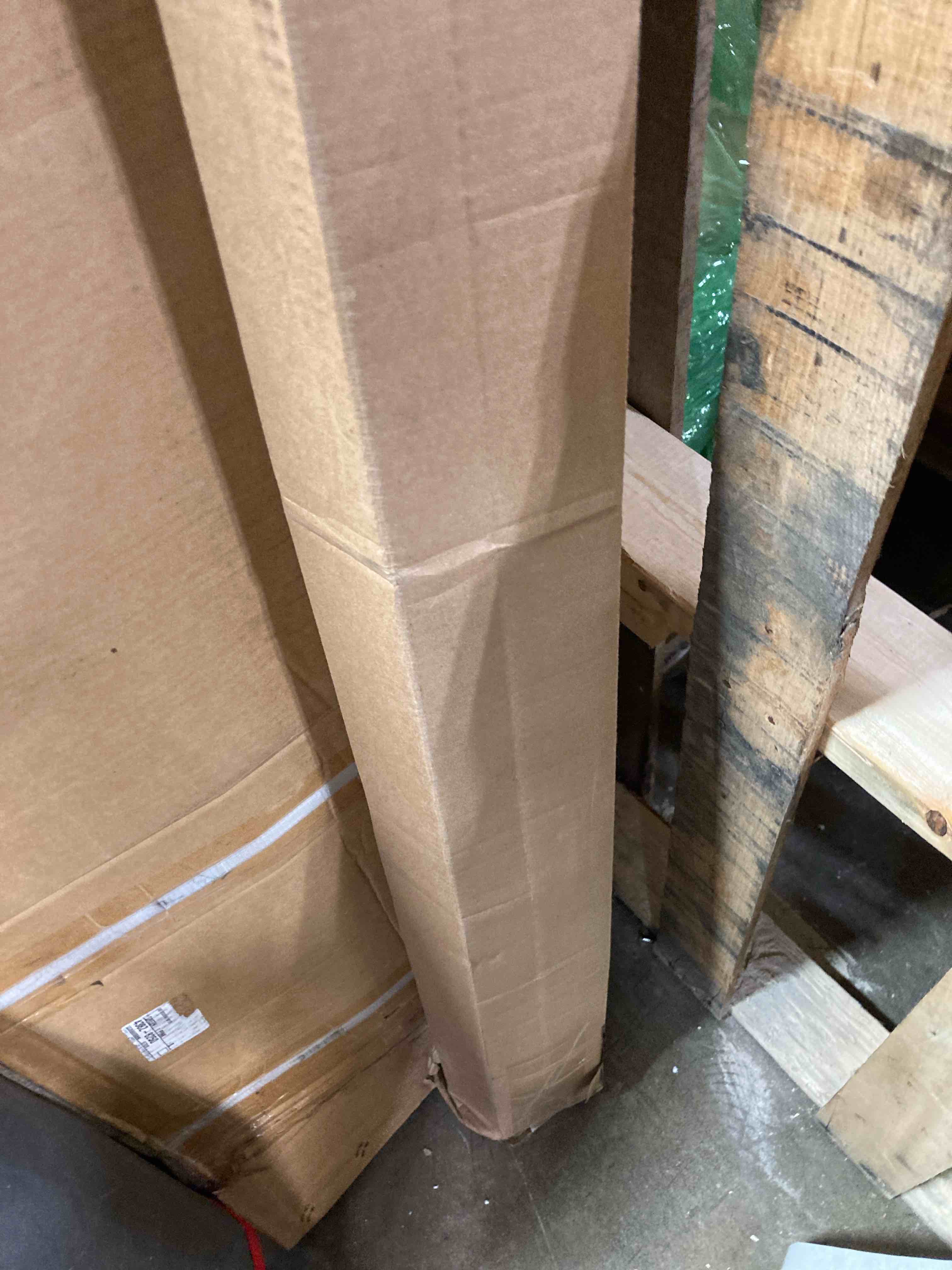 https://s3.amazonaws.com/lotting-images-prod/phillipi/YEL5661960_1722451442417.jpeg