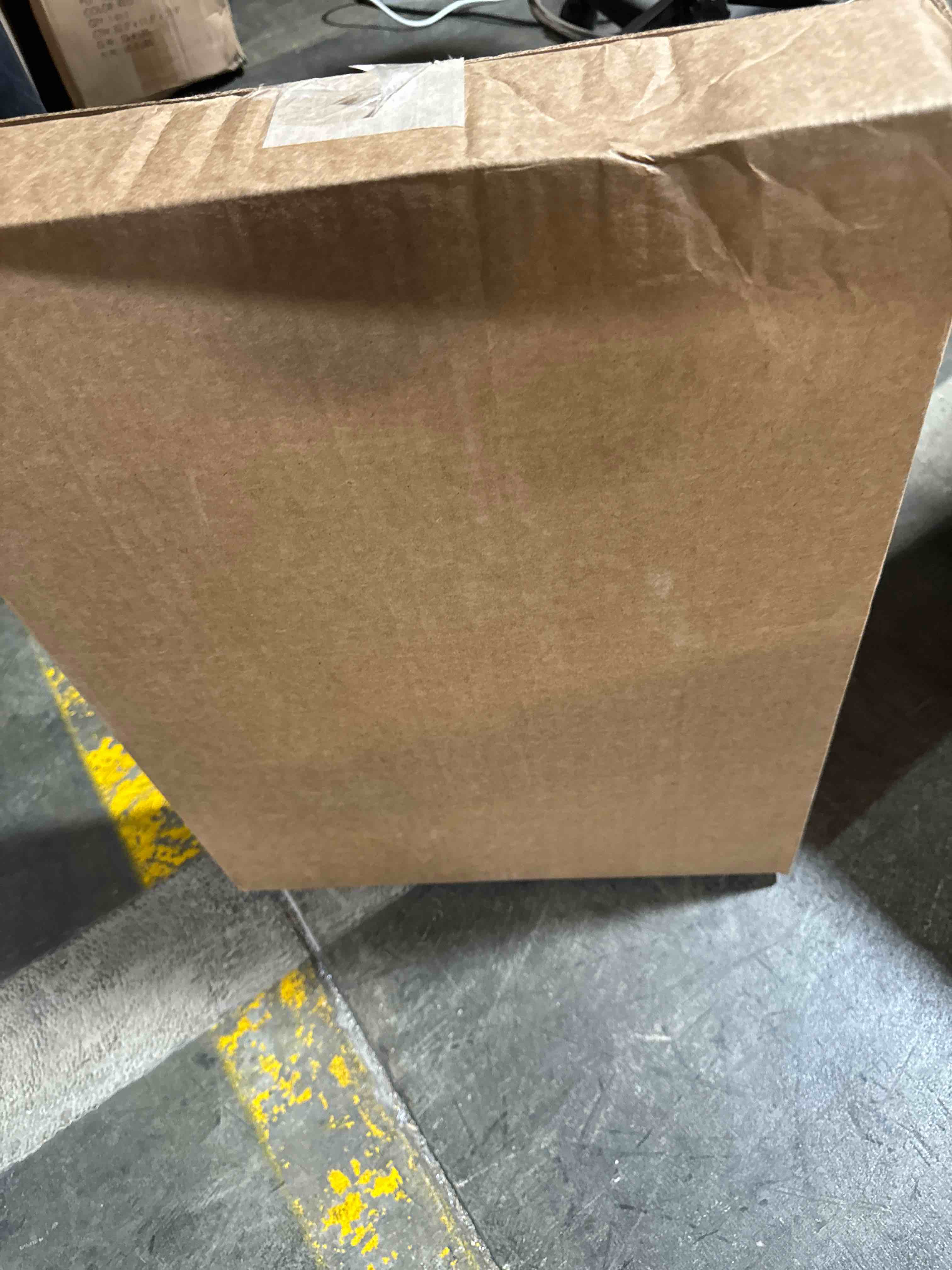 https://s3.amazonaws.com/lotting-images-prod/phillipi/YEL5662129_1722964171608.jpeg