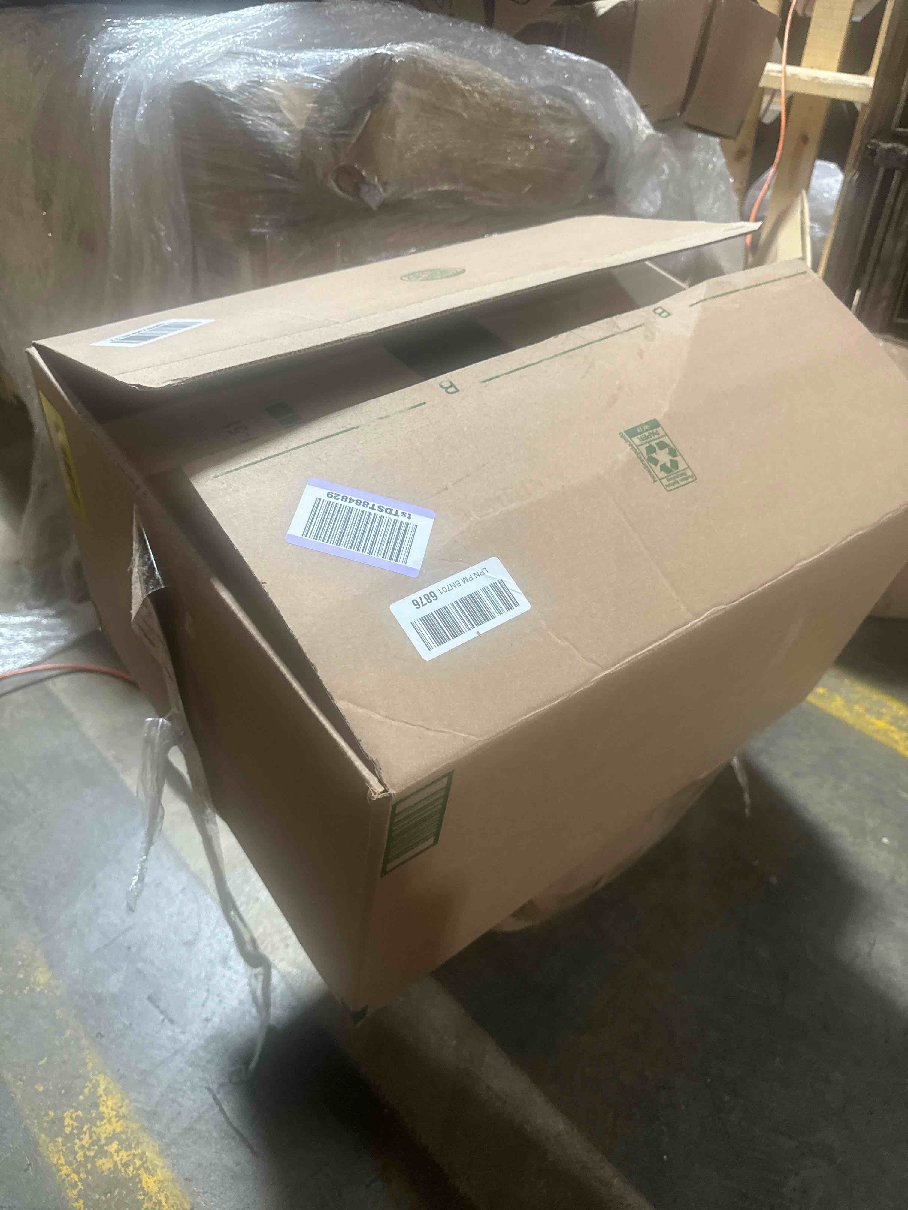 https://s3.amazonaws.com/lotting-images-prod/phillipi/YEL5662131_1722967393426.jpeg