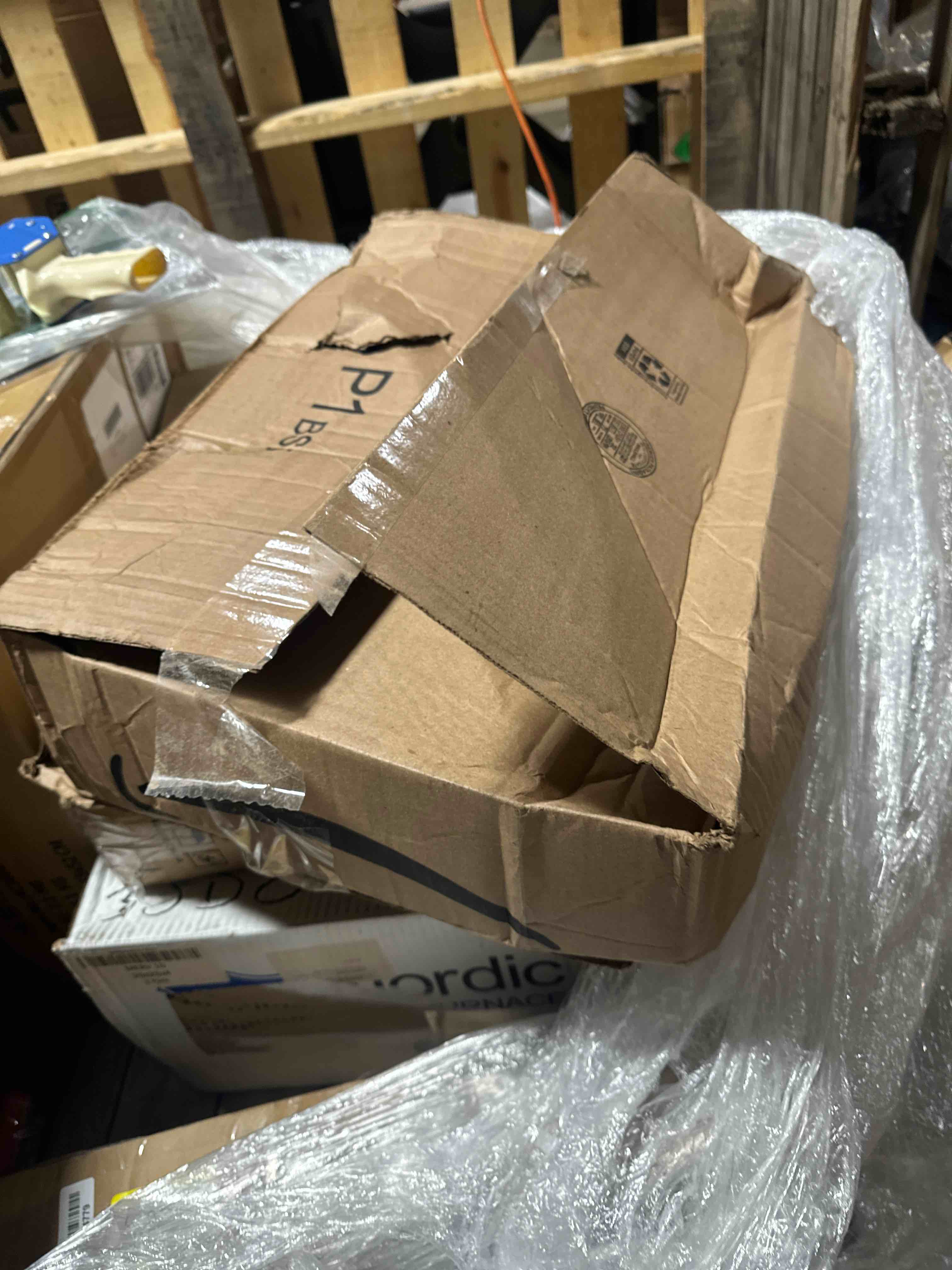 https://s3.amazonaws.com/lotting-images-prod/phillipi/YEL5662151_1722969854395.jpeg