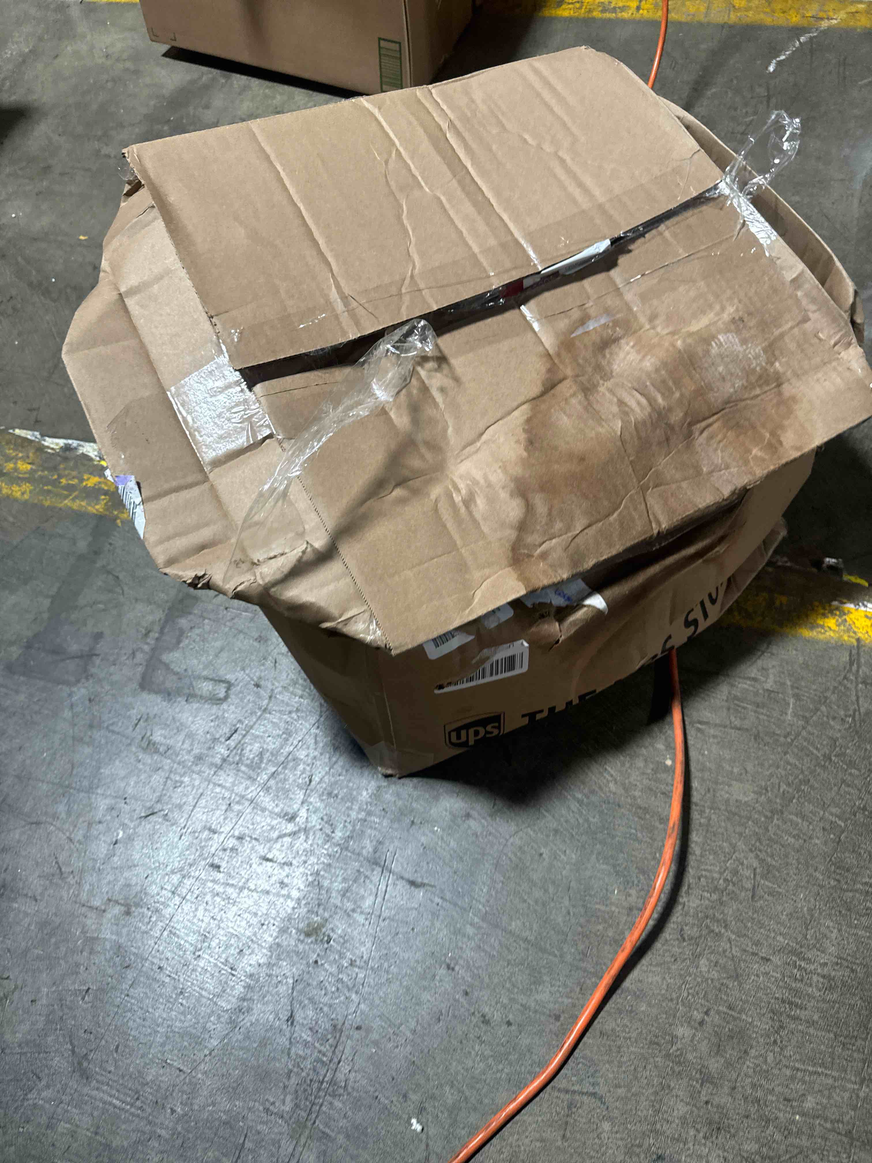 https://s3.amazonaws.com/lotting-images-prod/phillipi/YEL5662159_1722970965990.jpeg