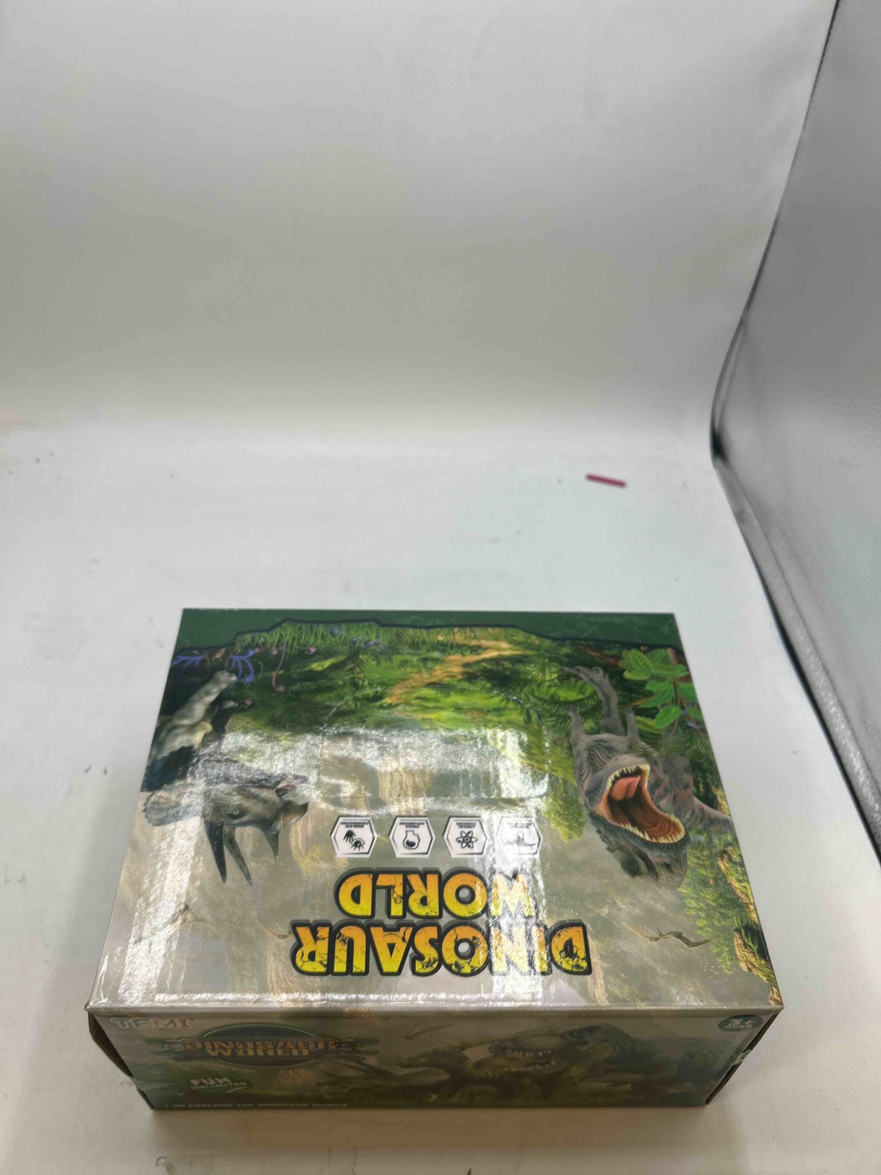 https://s3.amazonaws.com/lotting-images-prod/phillipi/YEL5663235_1717508756124.jpeg