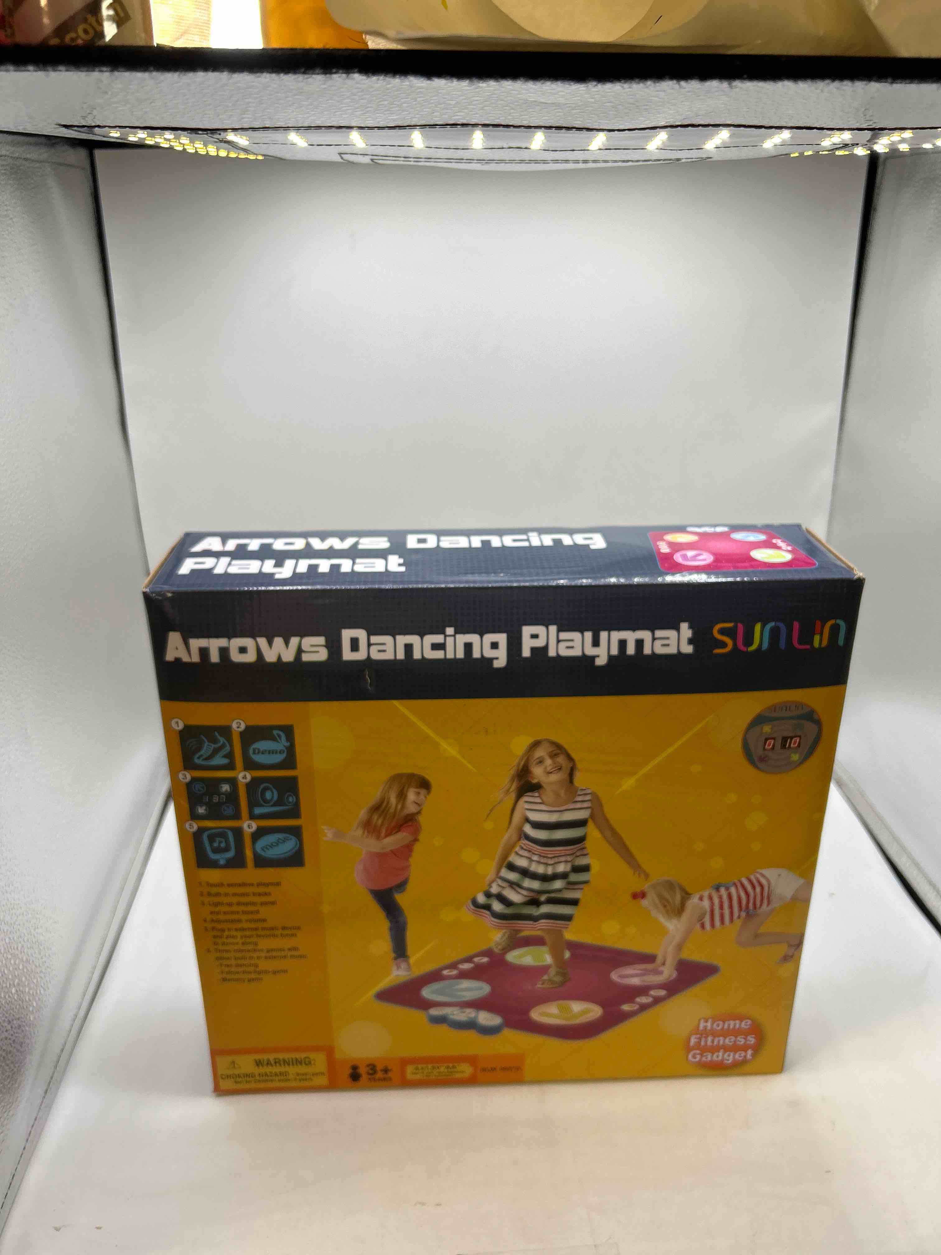 https://s3.amazonaws.com/lotting-images-prod/phillipi/YEL5663291_1717515943383.jpeg